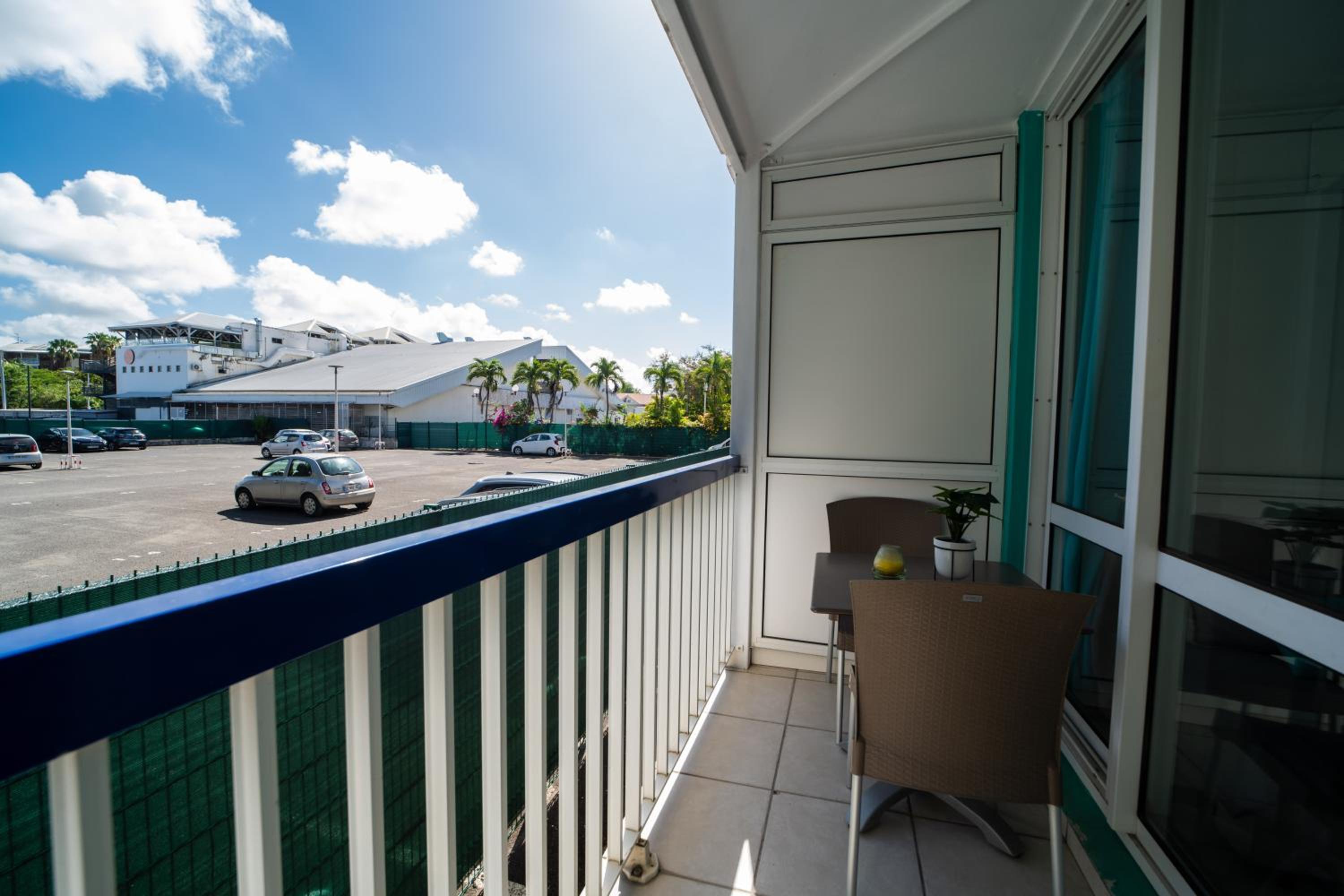 STUDIO HORIZON LE GOSIER sans coupure d'eau view 3
