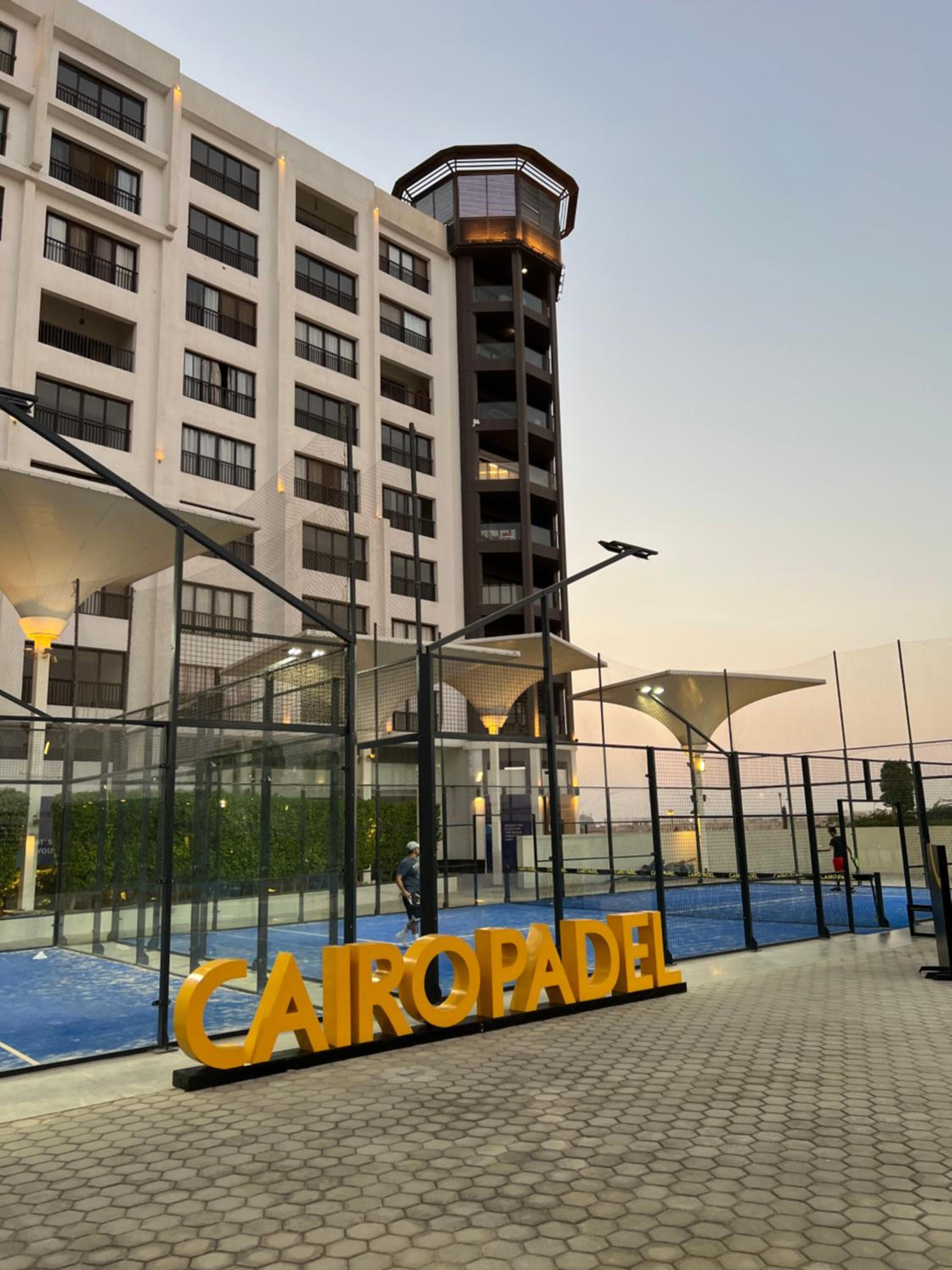 Lovely hotel apart in front Auc