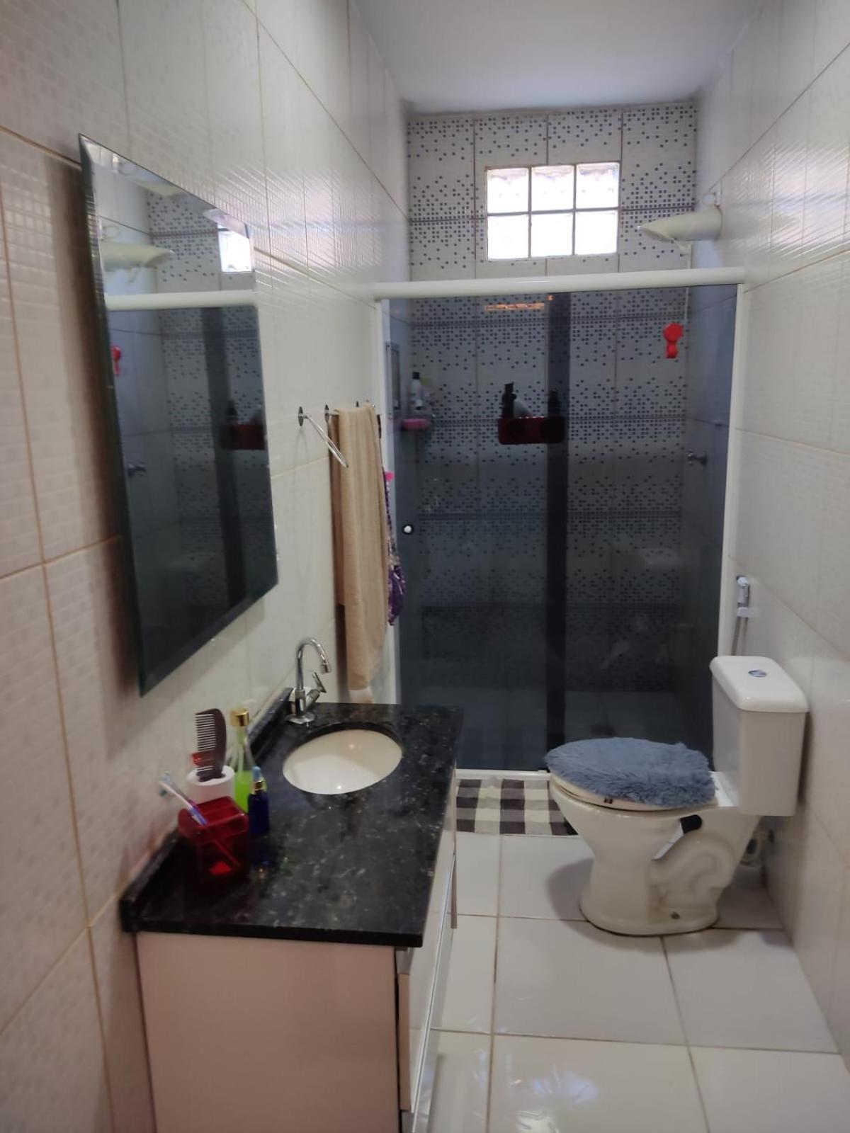 CASA 3 QUARTOS BROTAS