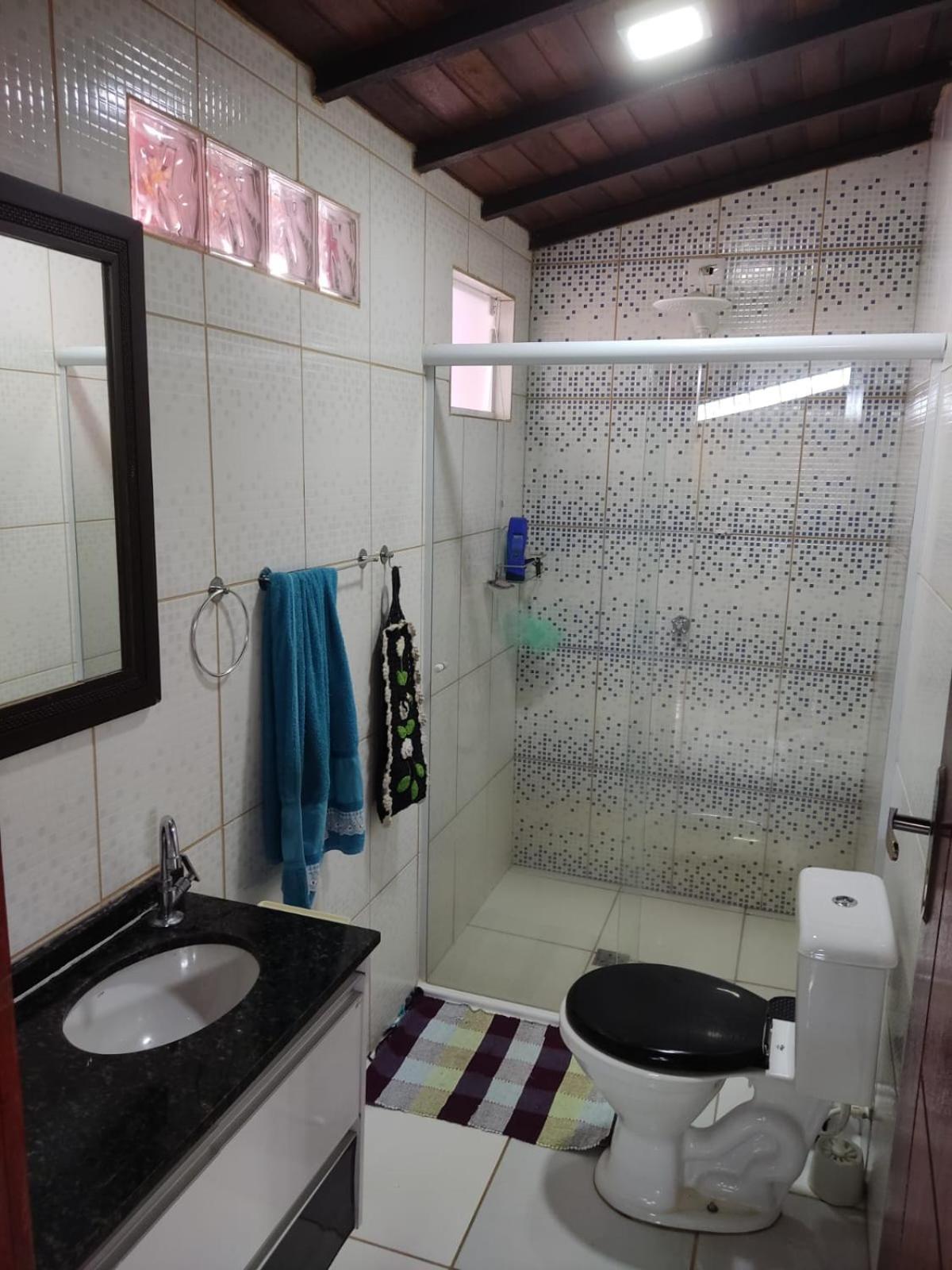 CASA 3 QUARTOS BROTAS