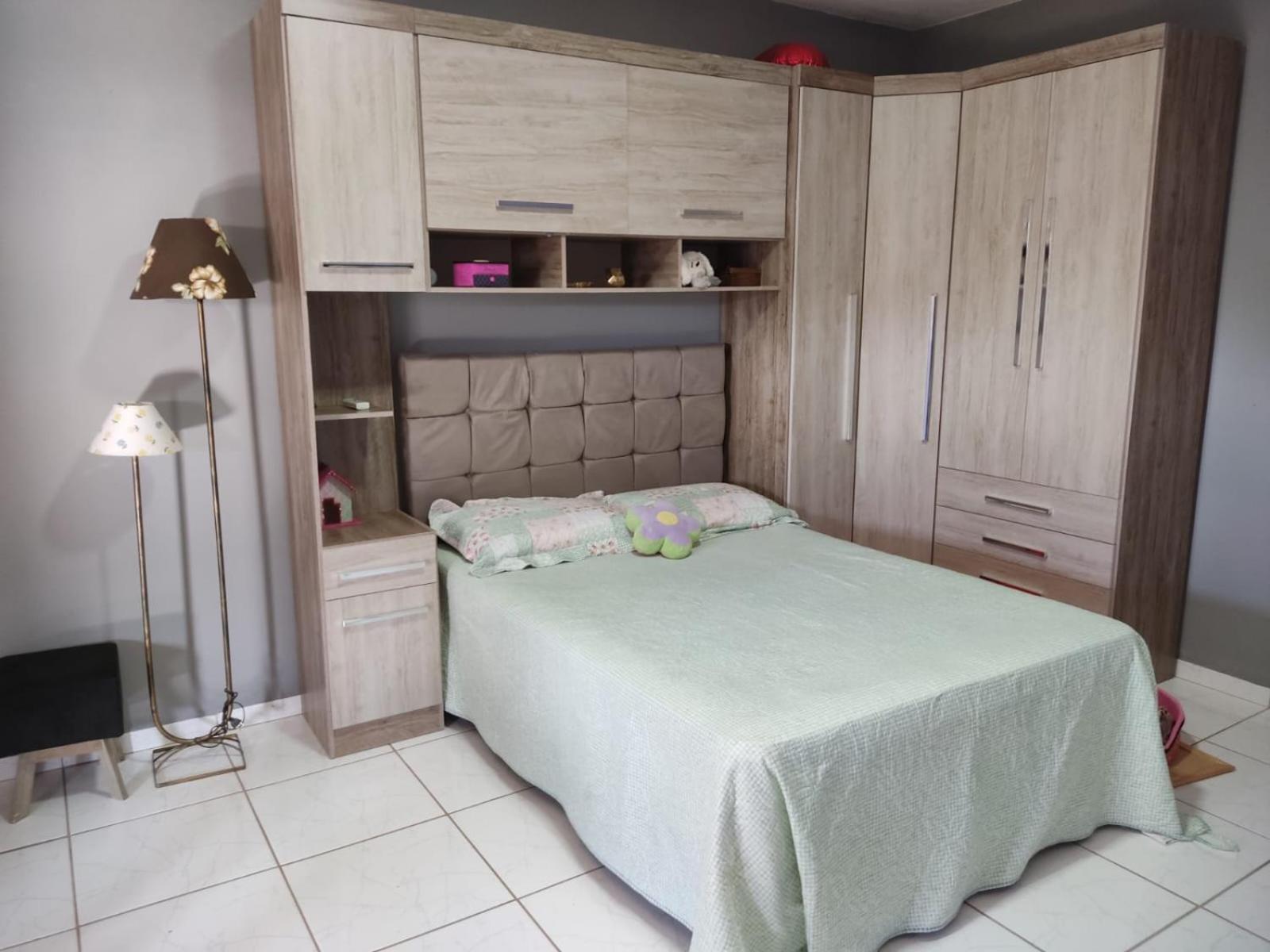 CASA 3 QUARTOS BROTAS