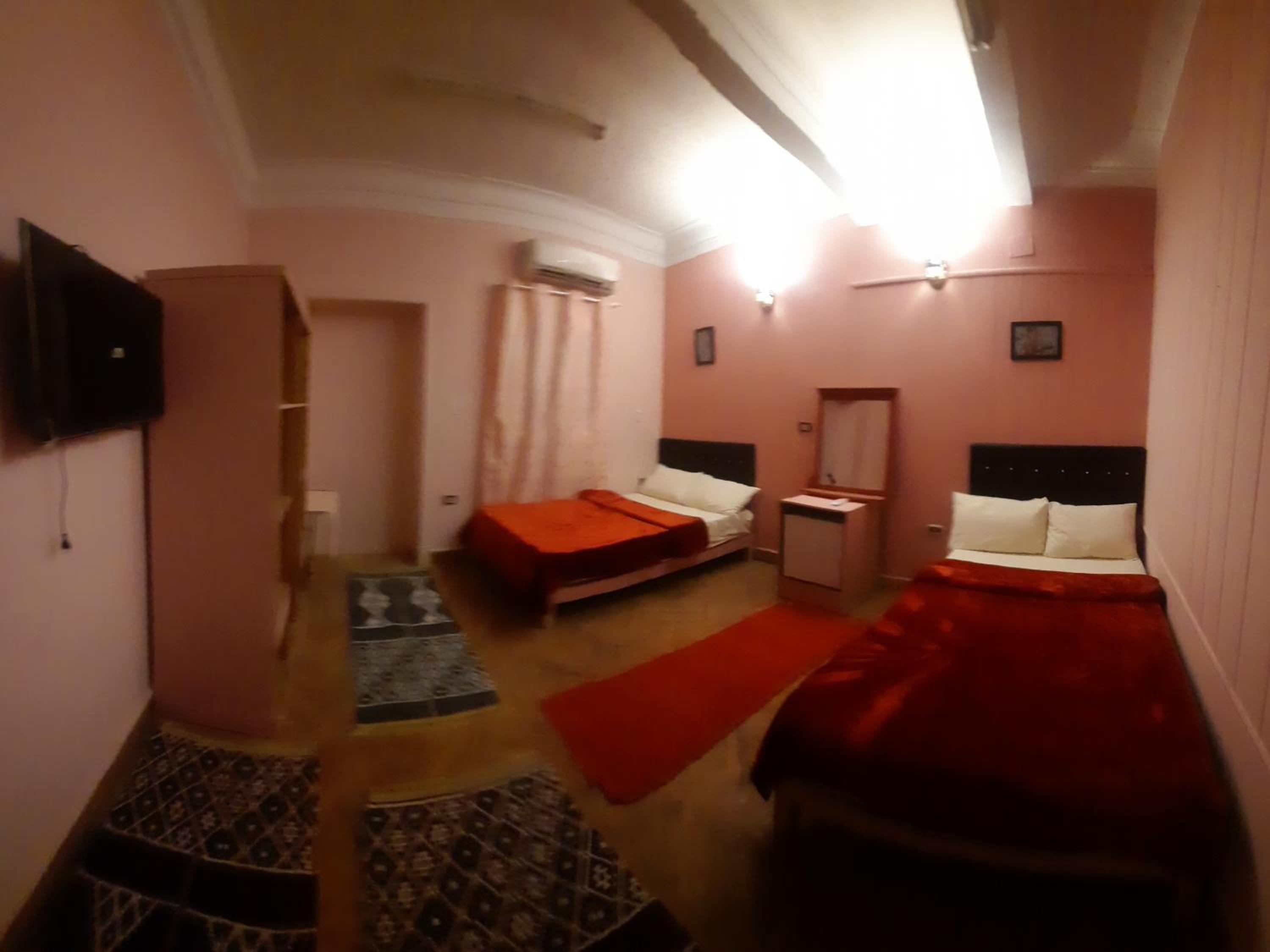happy life hostel