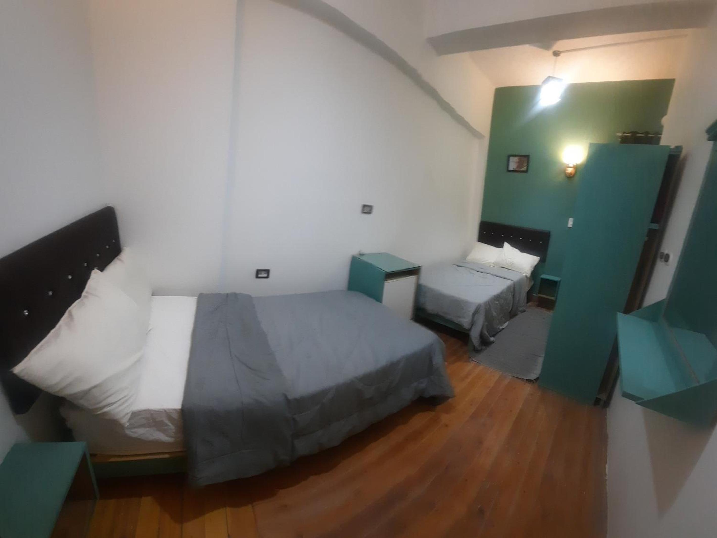 happy life hostel
