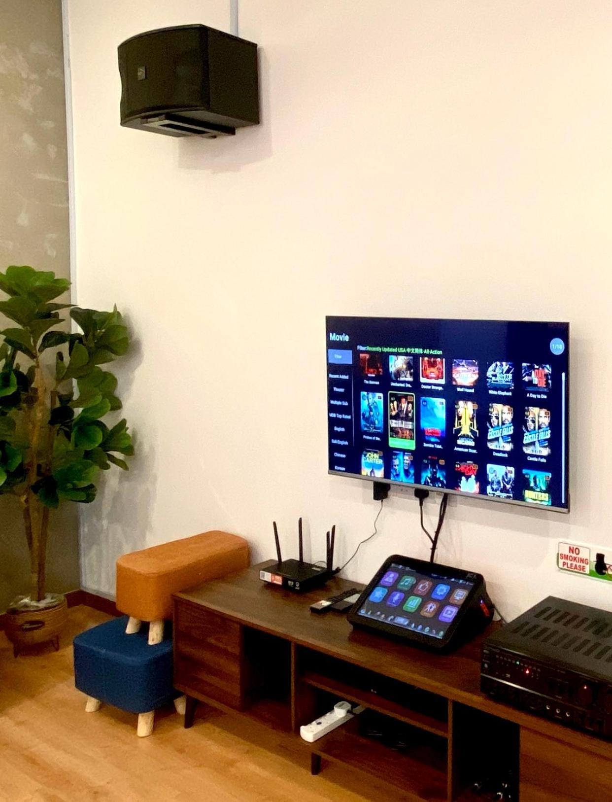 comfy 3-bedrooms with family karaoke Max-10pax photo 7