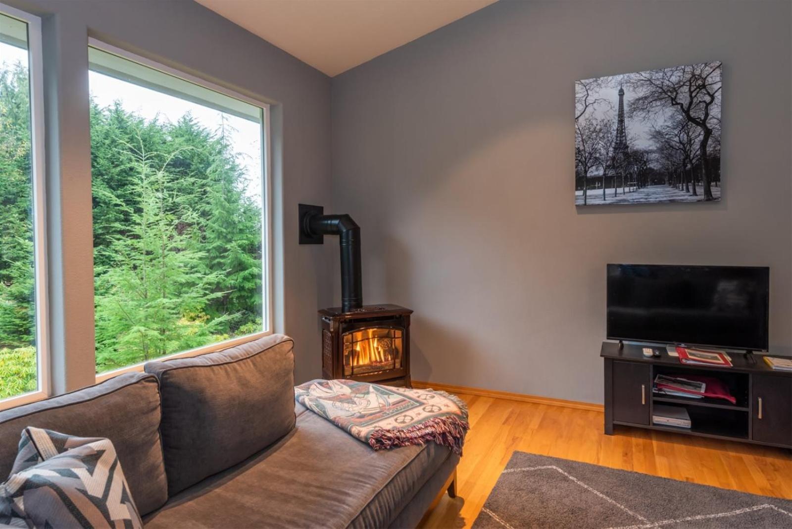 PA Whispering-Pines view 4