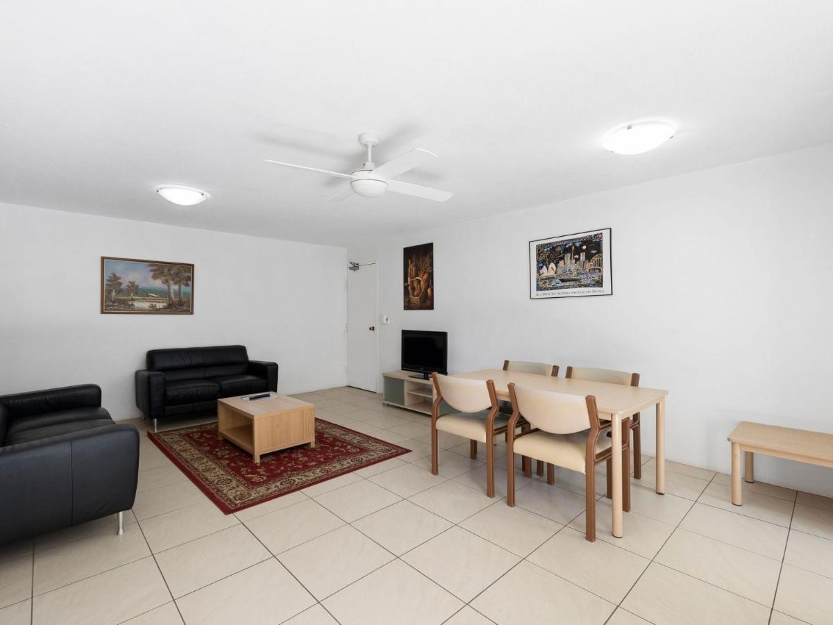Dunes Holiday Apartments Unit 7 view 4