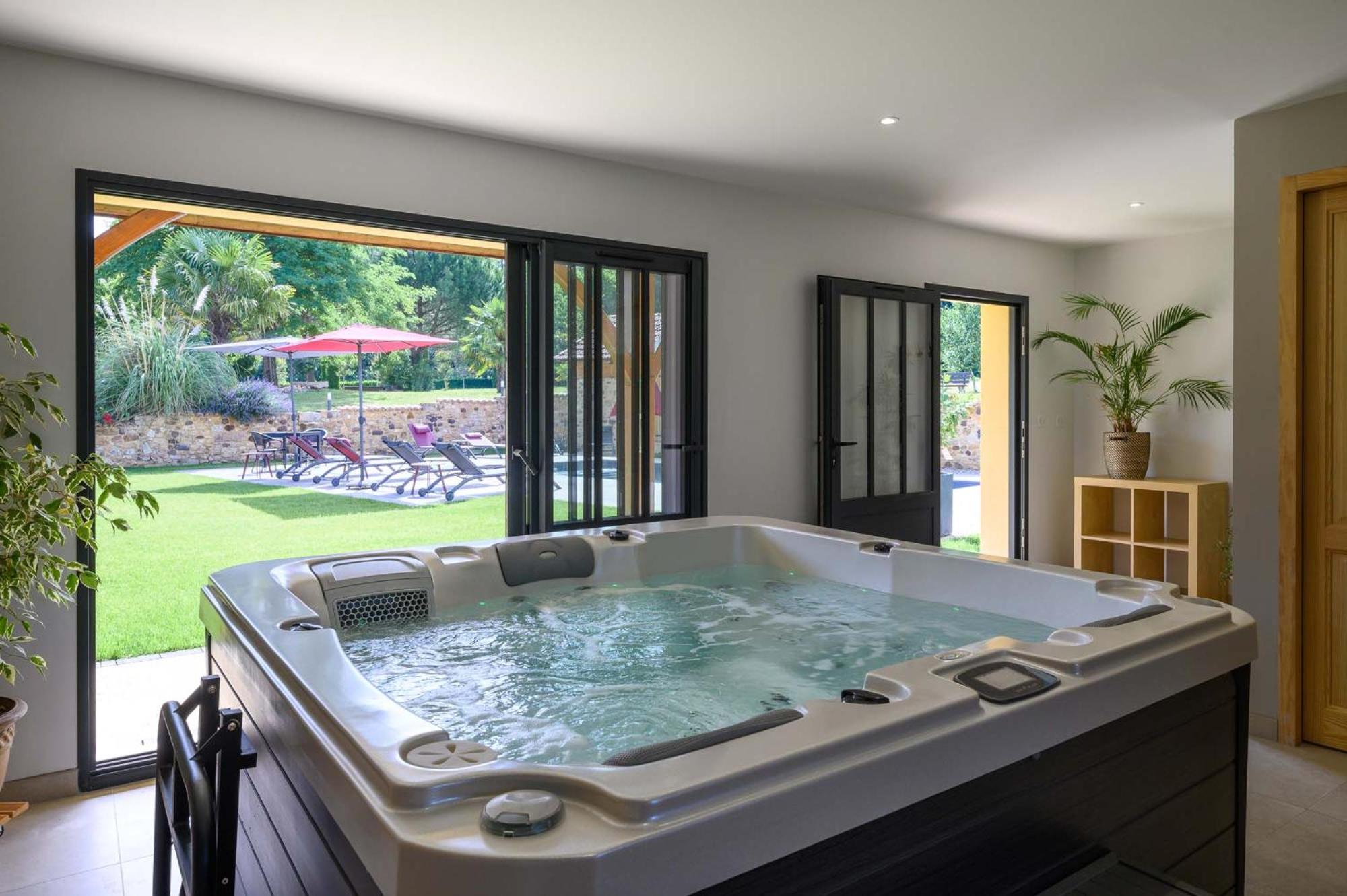 Domaine du Bugassou, Chambres, Table d'hôtes & SPA