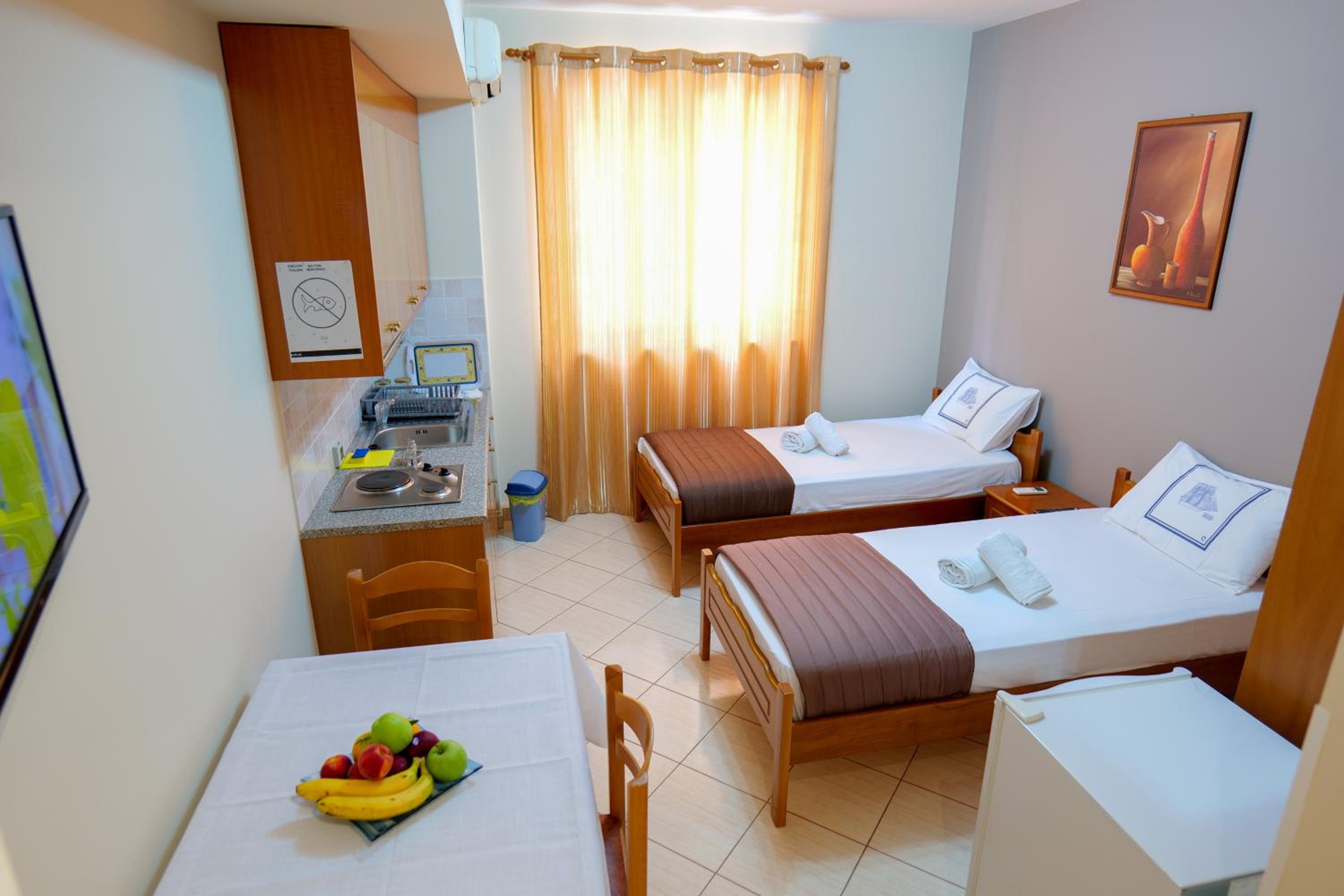 Elidon Apartments