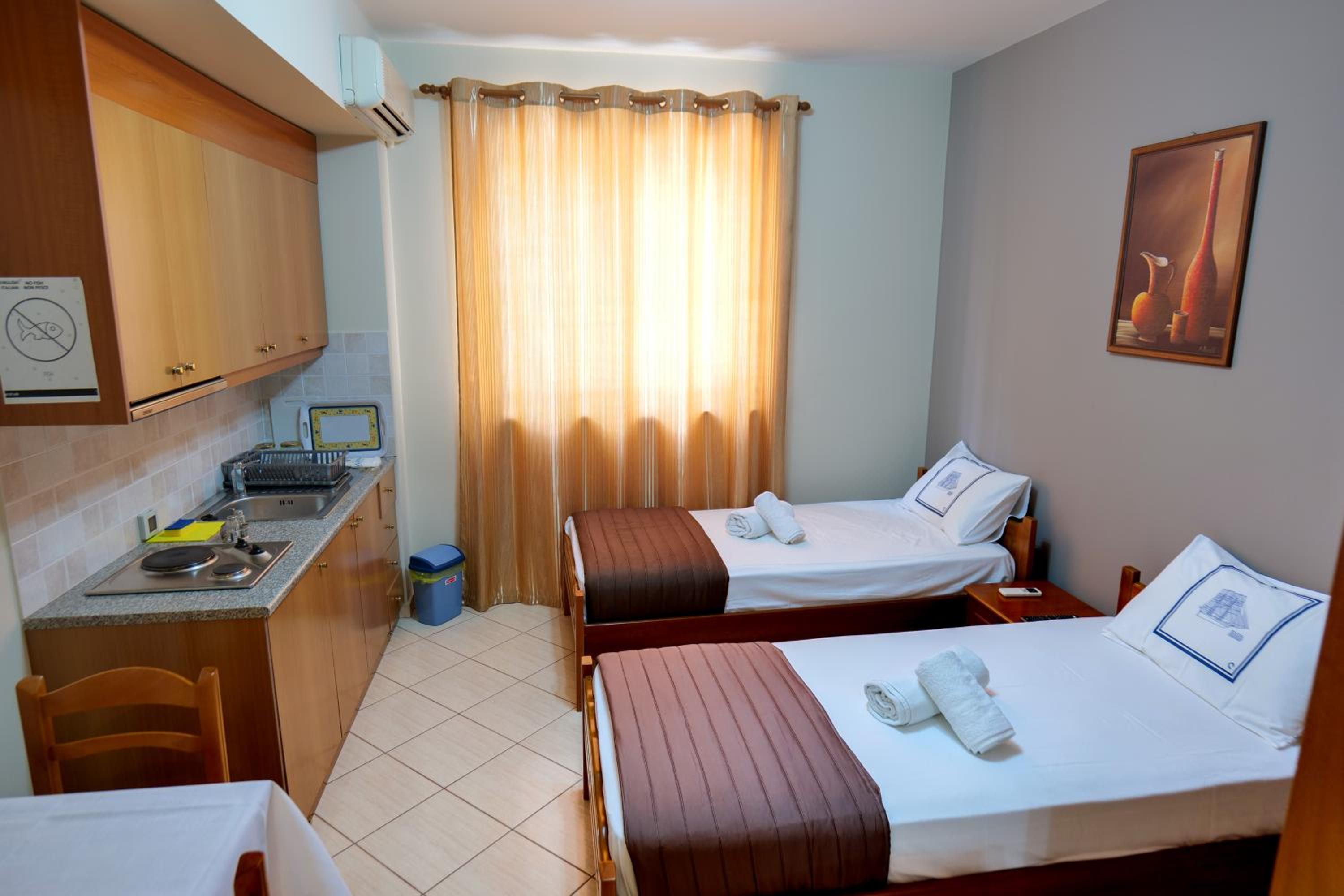 Elidon Apartments