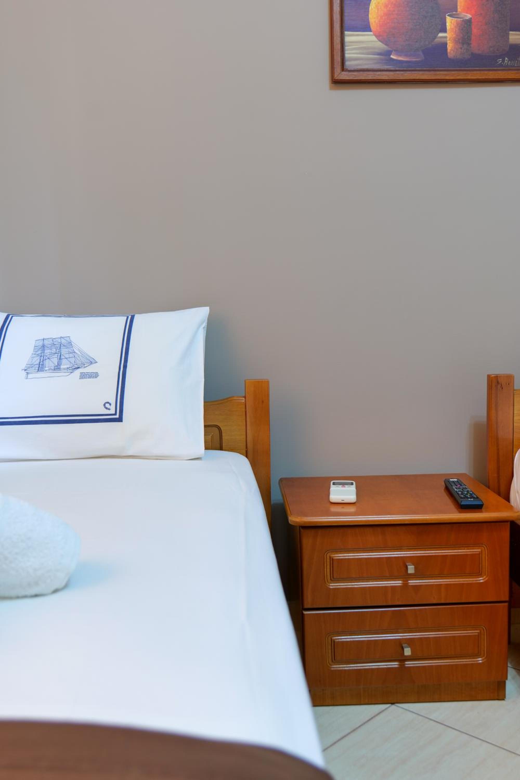 Elidon Apartments