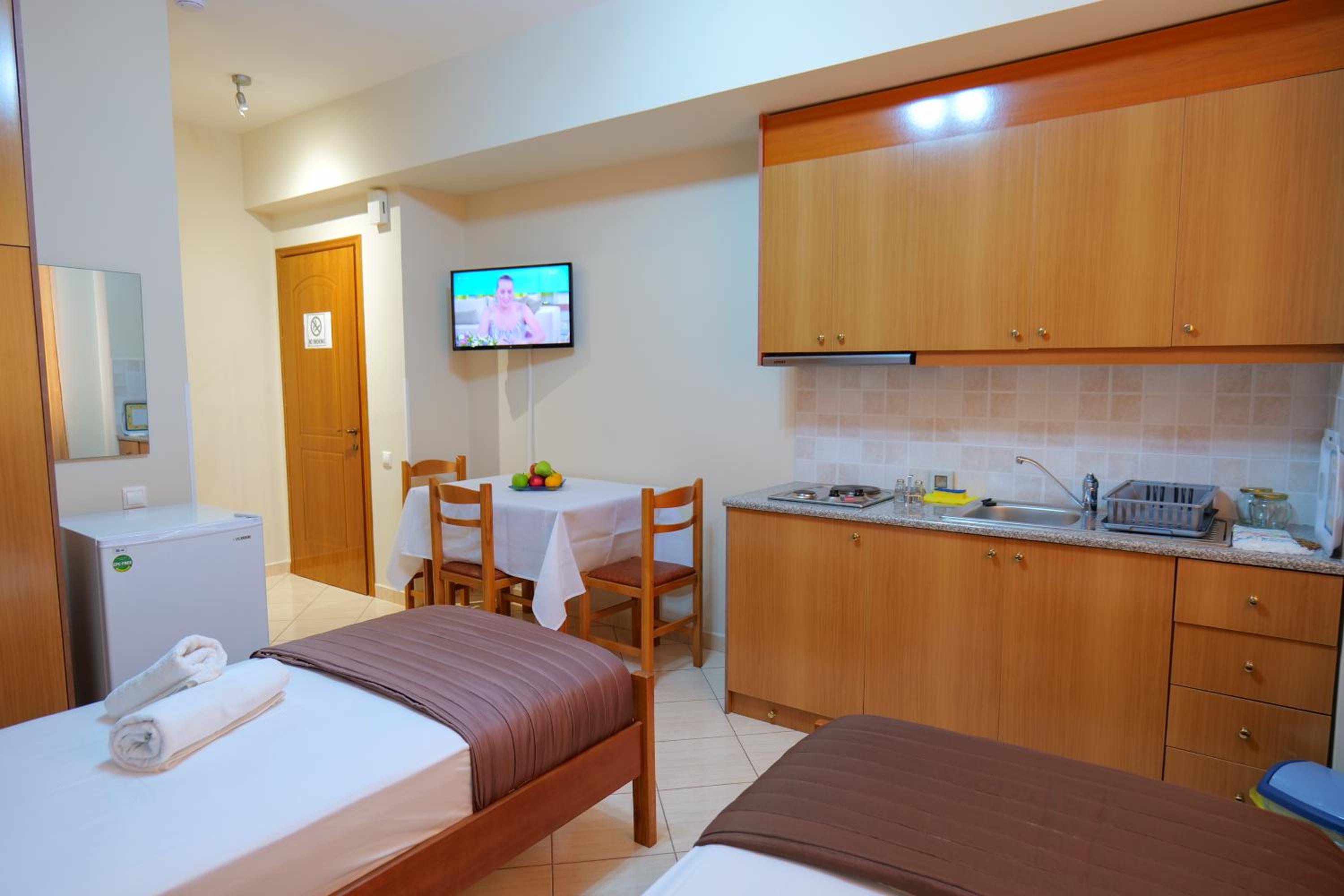 Elidon Apartments