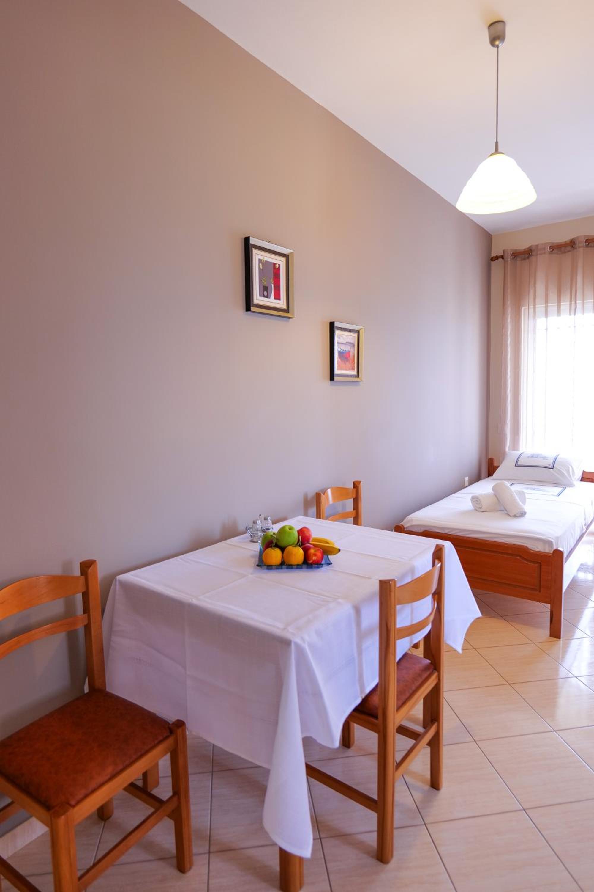 Elidon Apartments