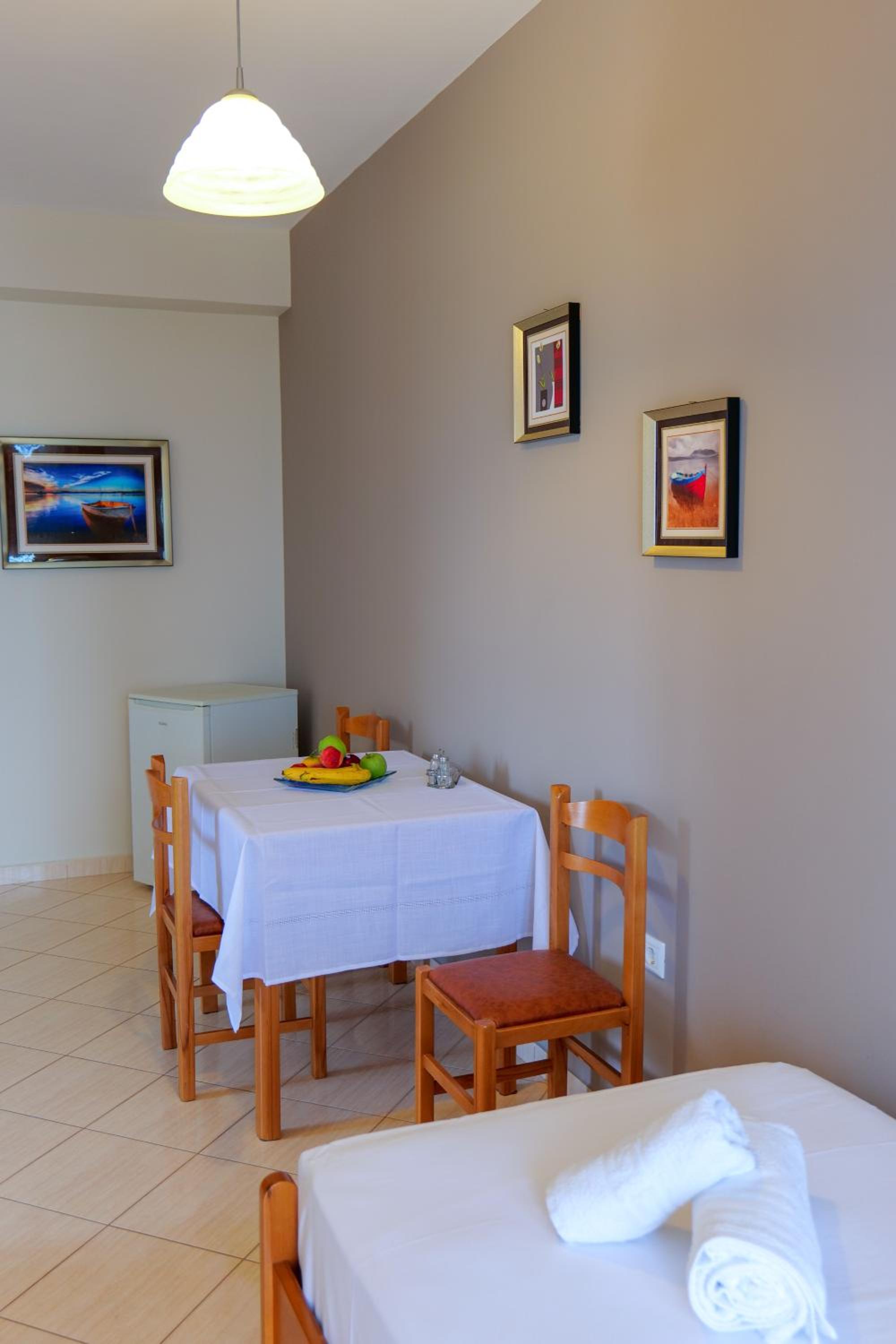 Elidon Apartments