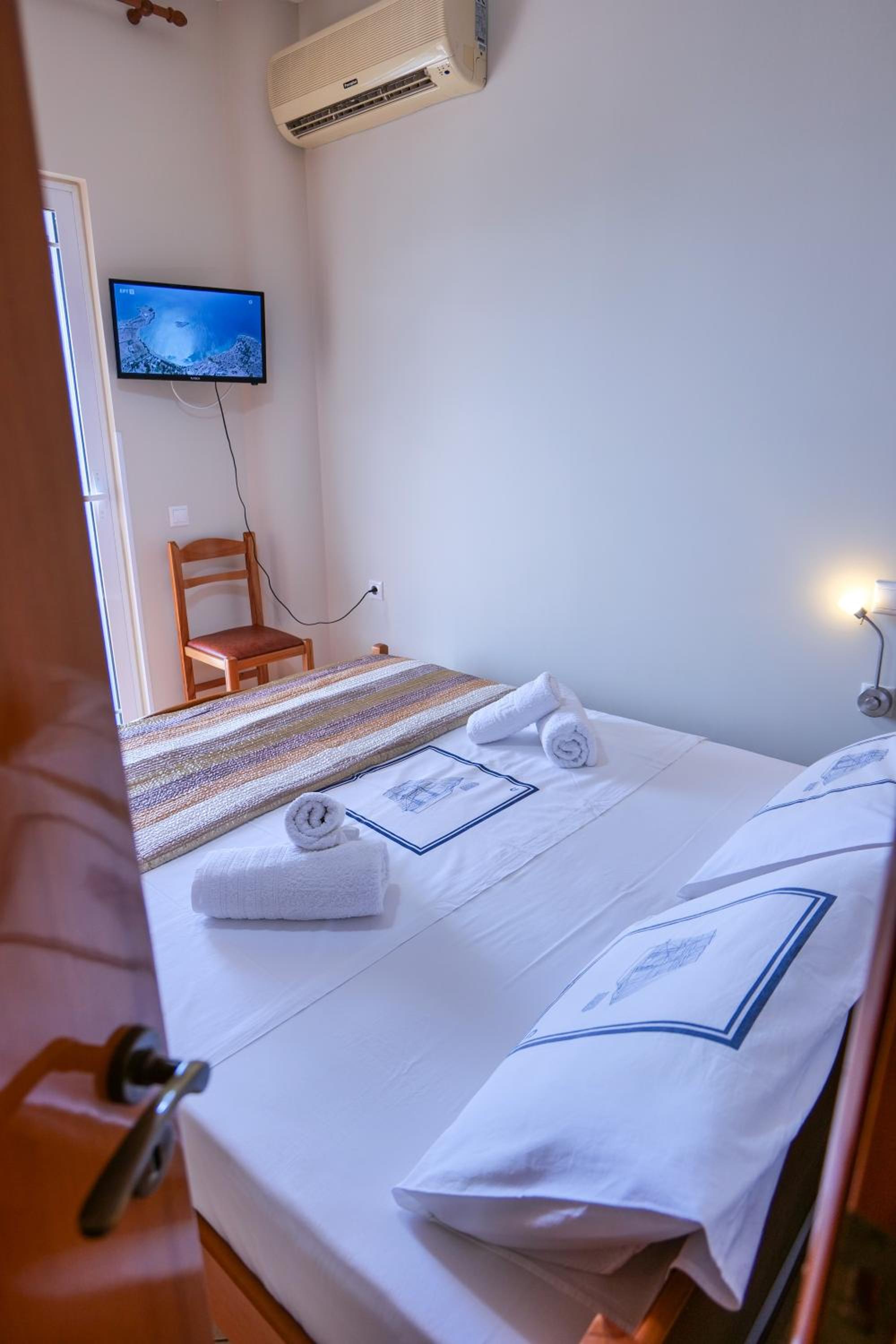 Elidon Apartments