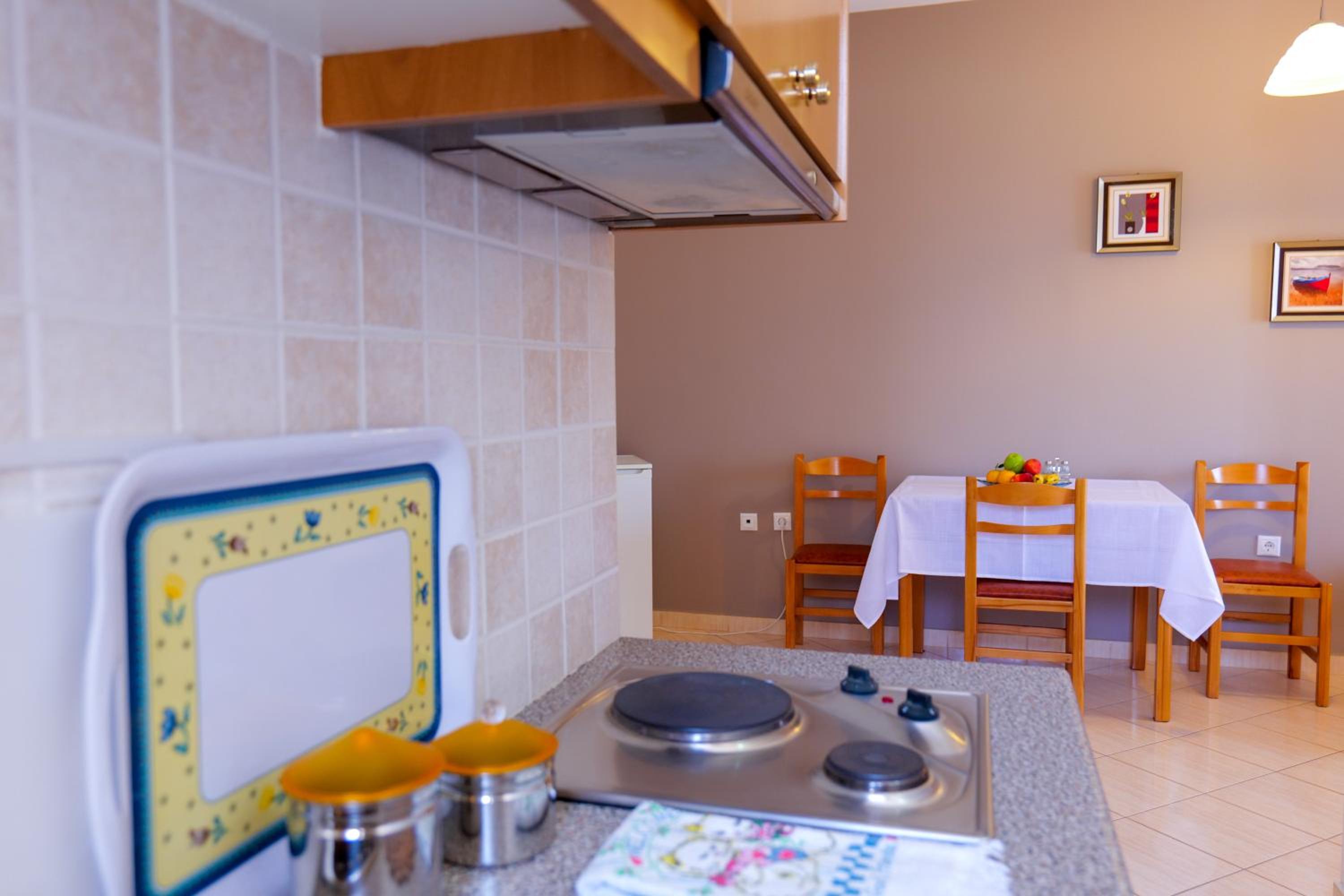 Elidon Apartments