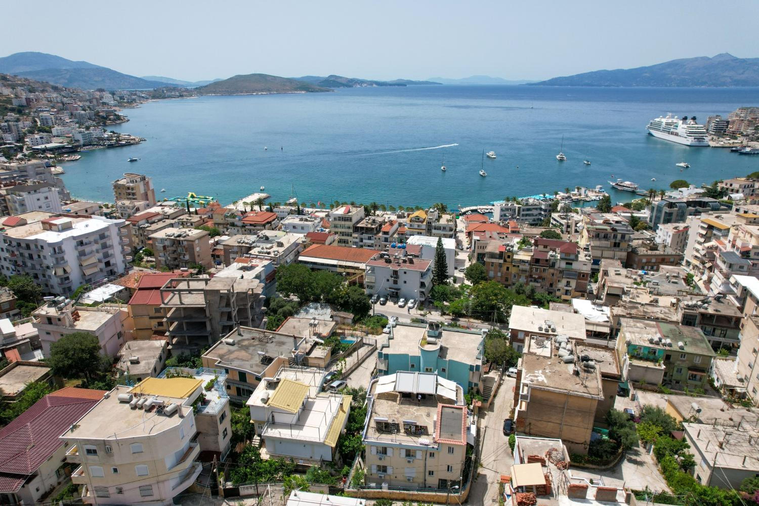 Elidon Apartments