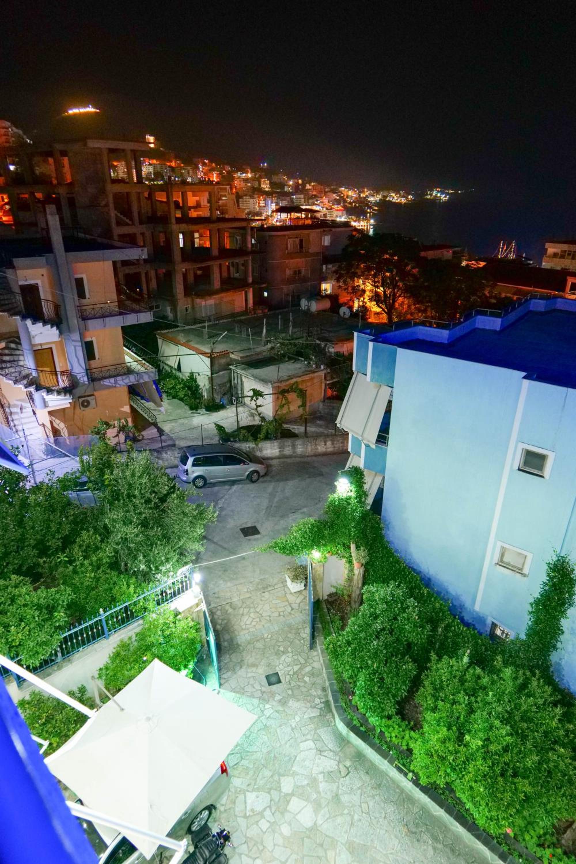 Elidon Apartments