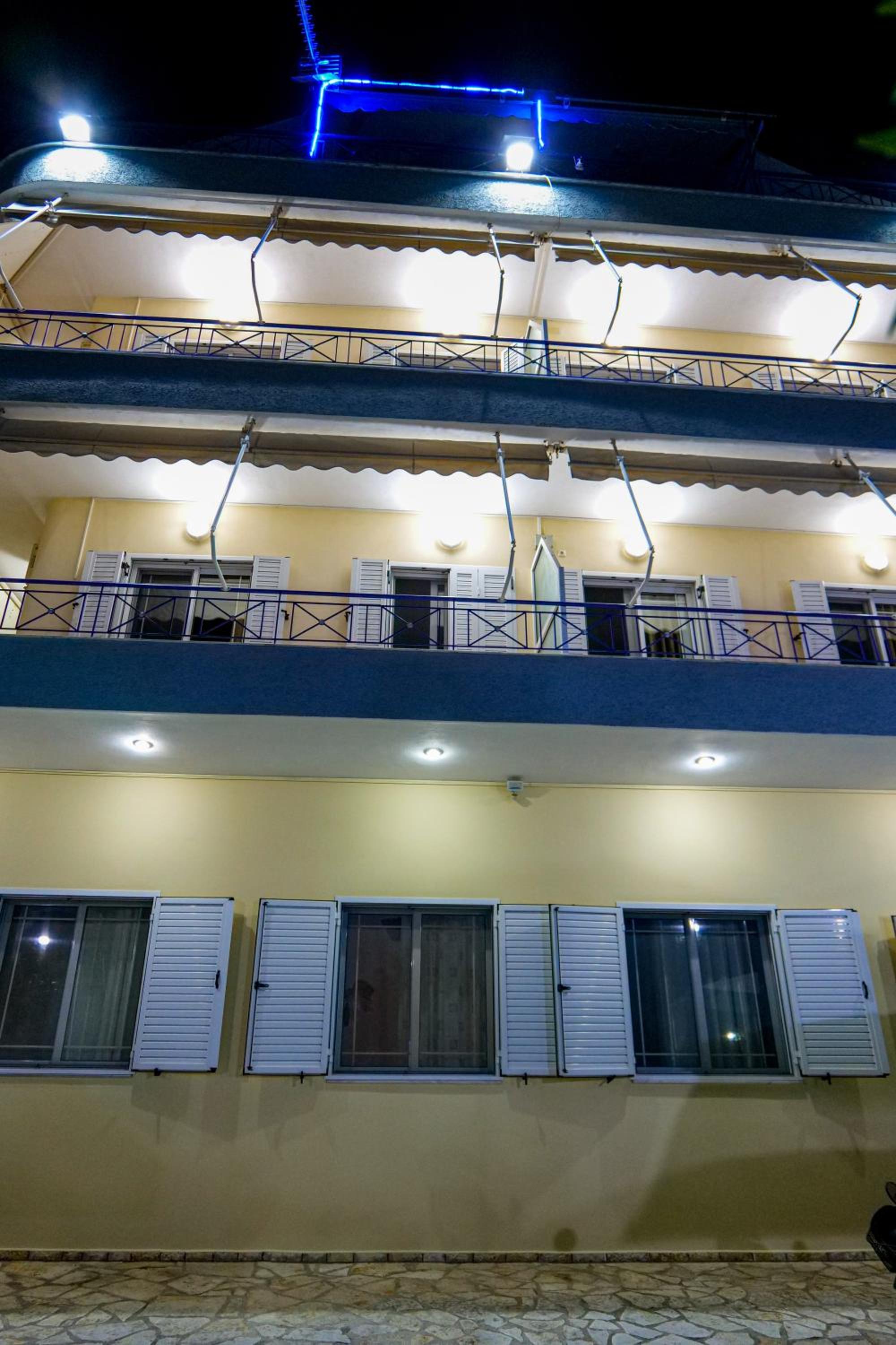 Elidon Apartments