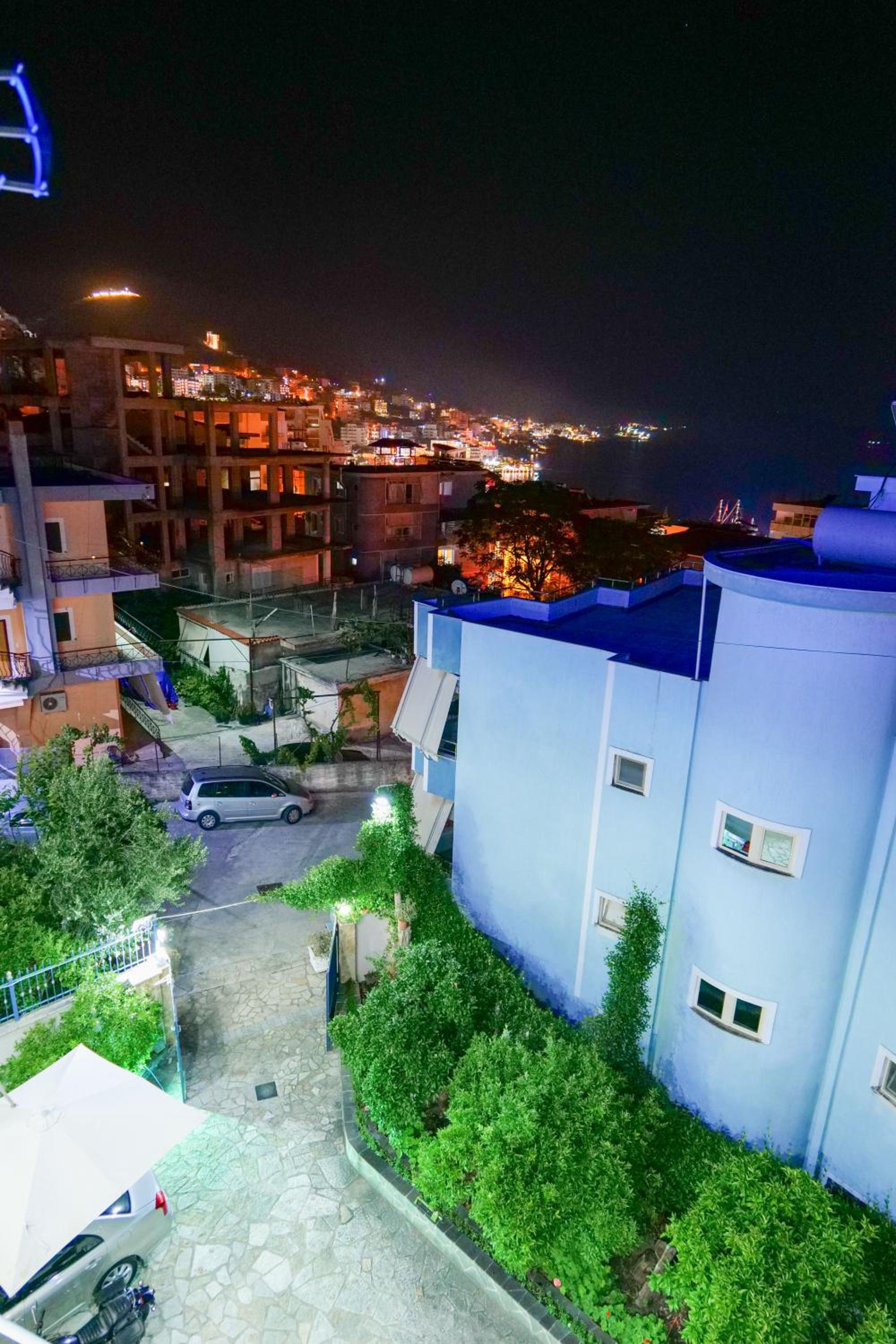 Elidon Apartments