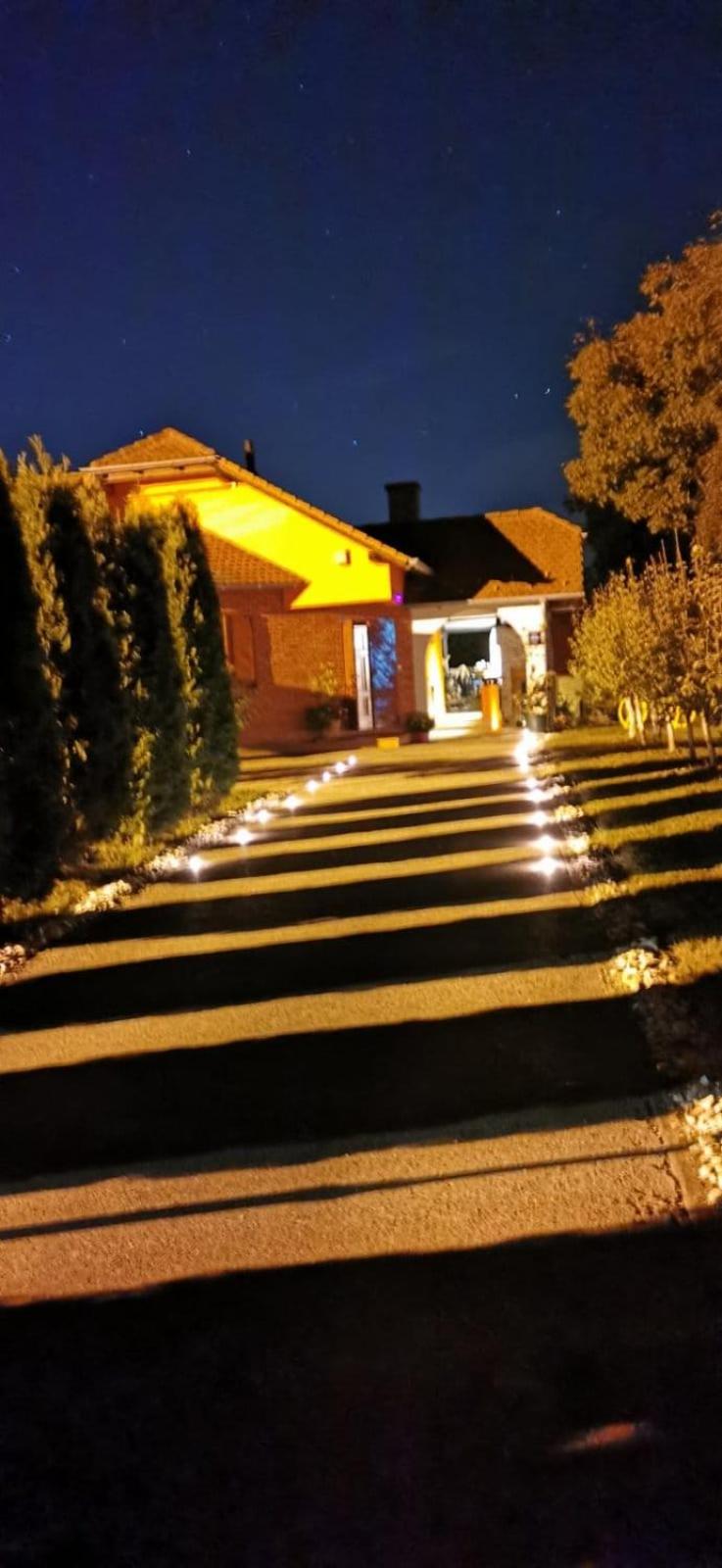 Photo 53