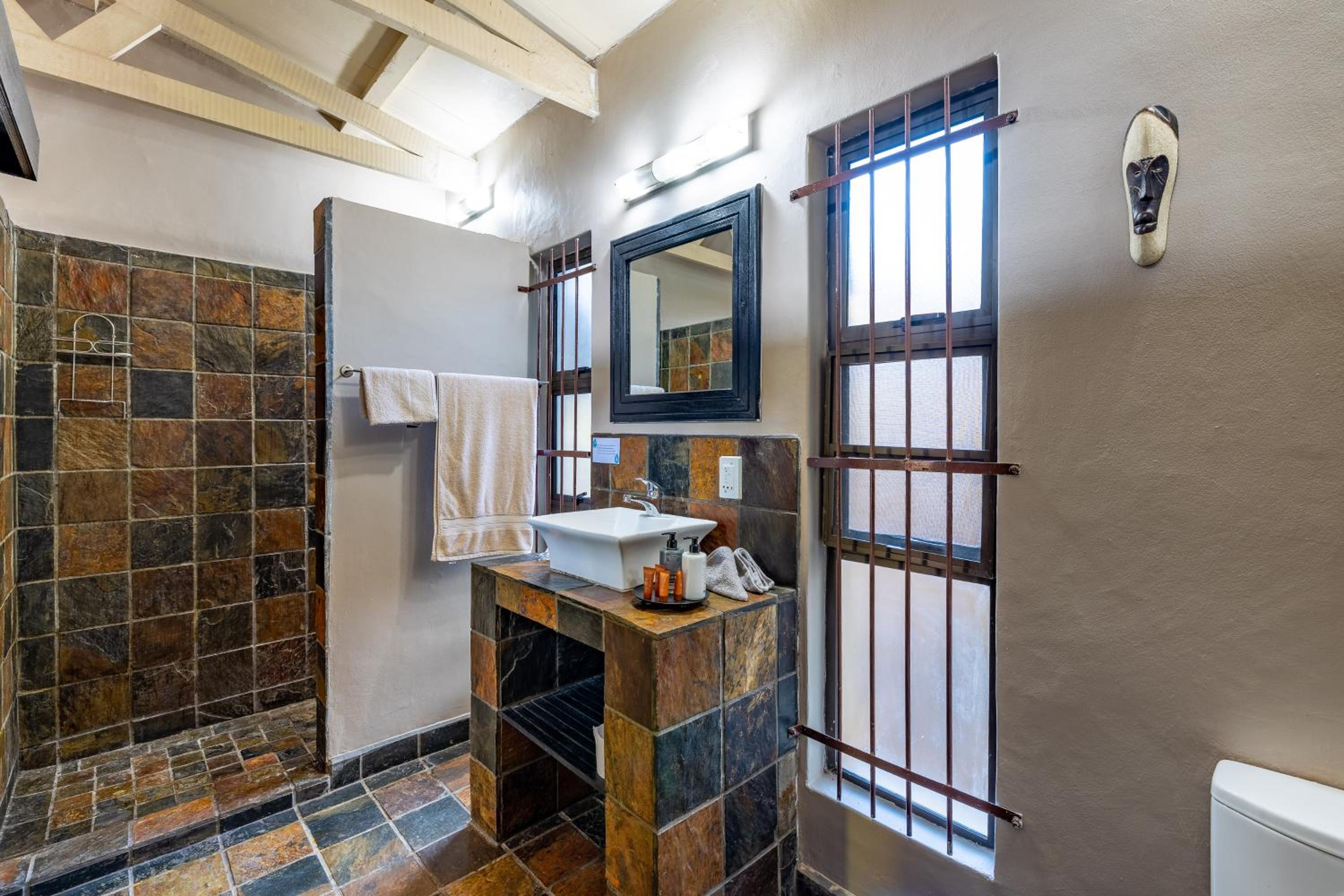 Hazyview Vacations - Dreamfields Guesthouse - Property Image 3