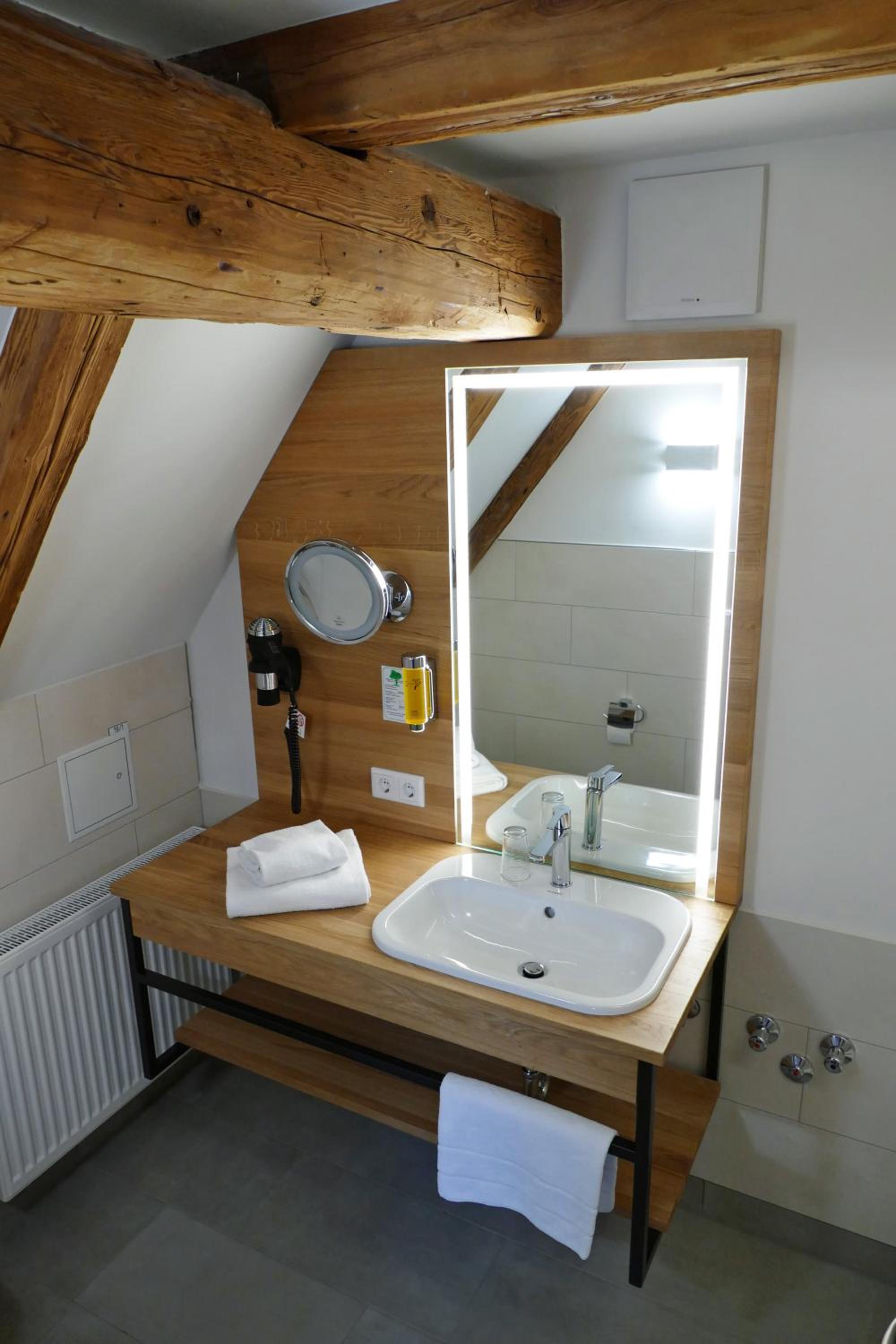 Hotel zum schwarzen Ross und Gutmann Zur Post