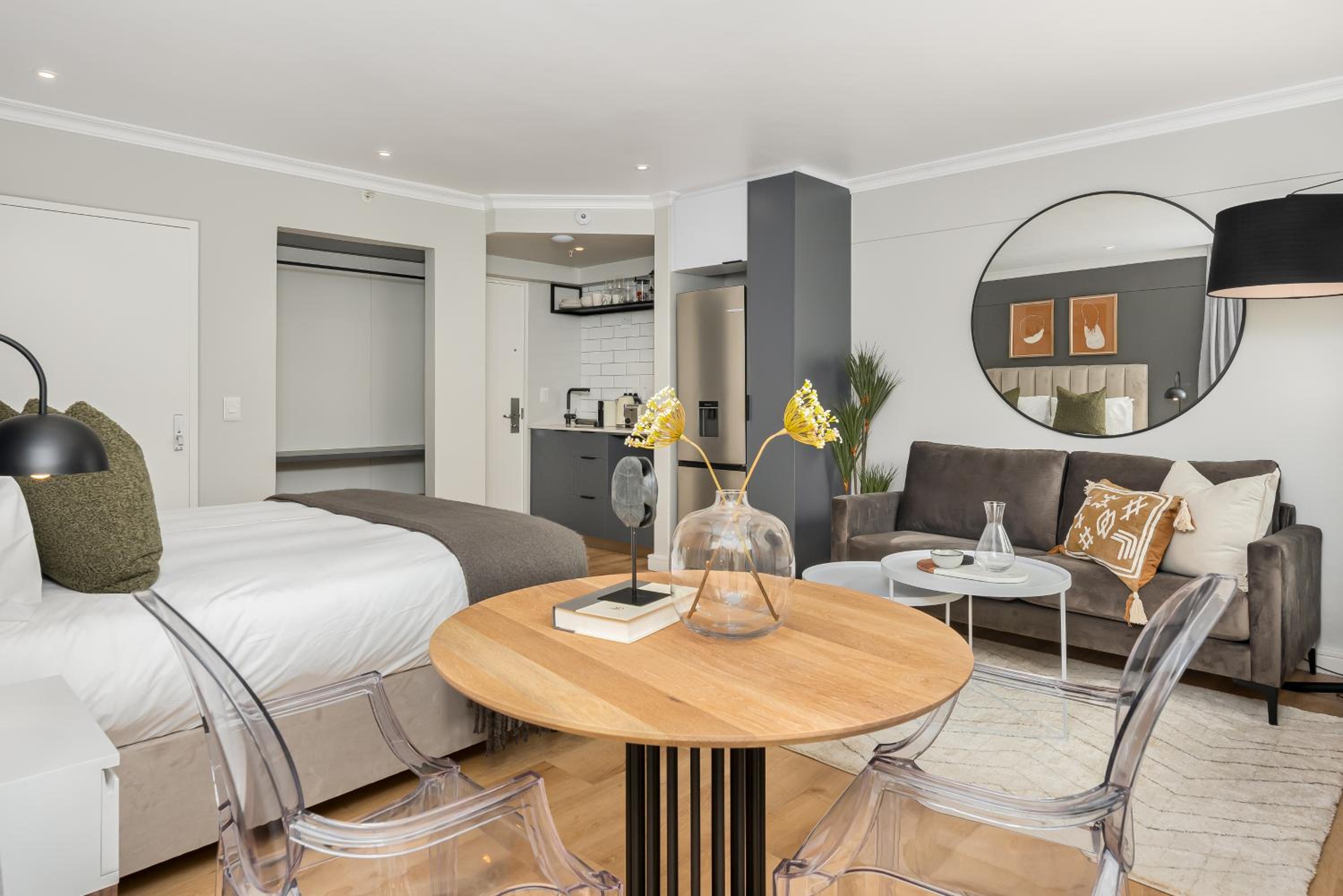 Point Break Luxury Apartments photo 91 of 255