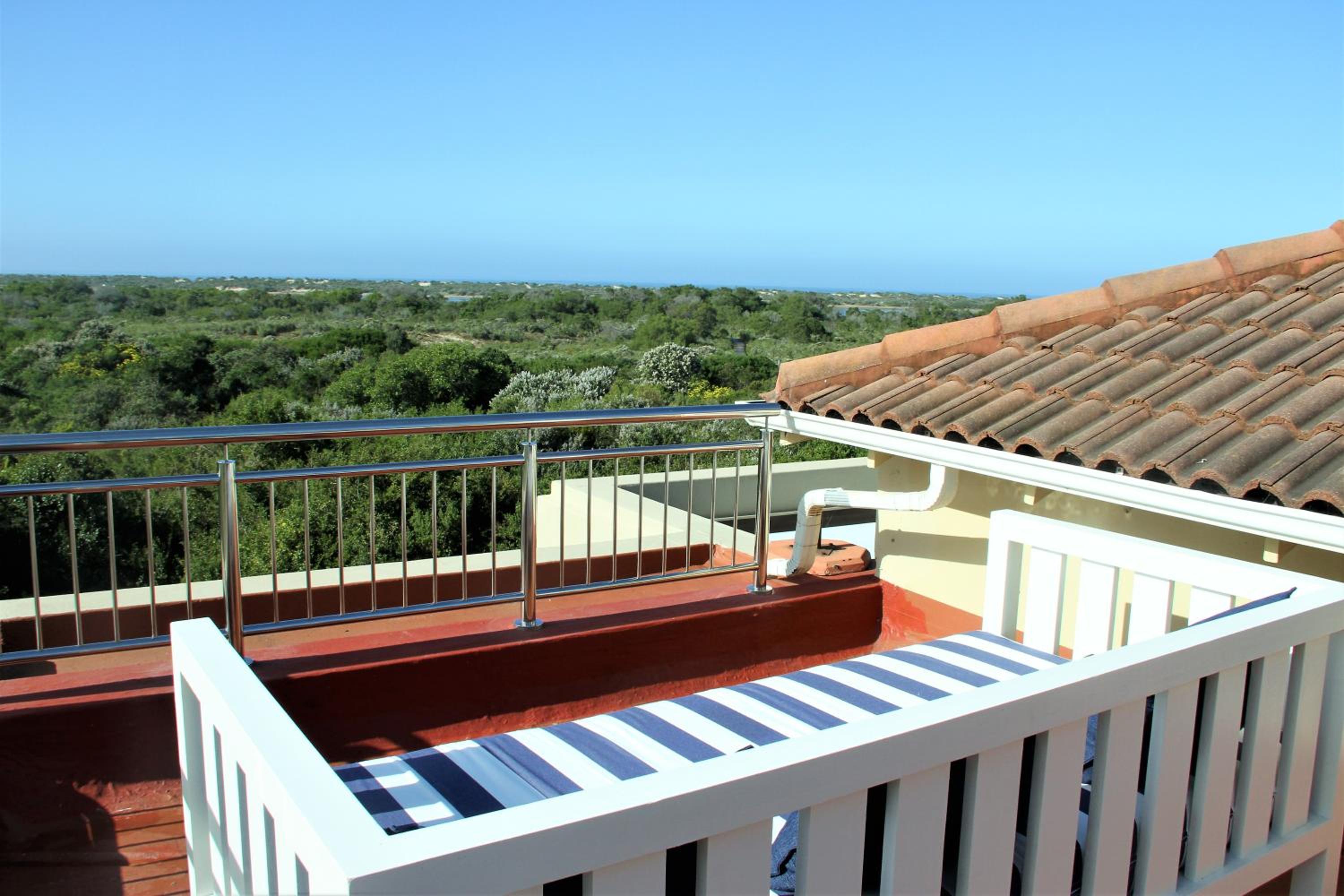 T1 Goose Valley with Sea View view 3