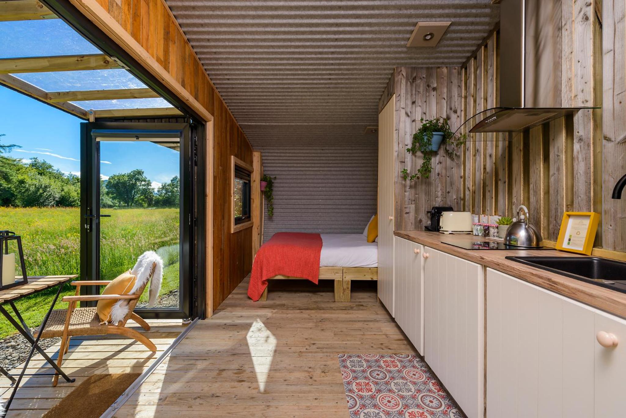 Killarney Glamping at the Grove, Suites and Lodges