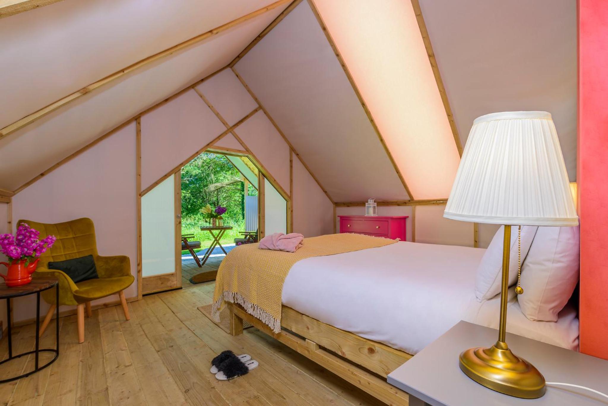 Killarney Glamping at the Grove, Suites and Lodges