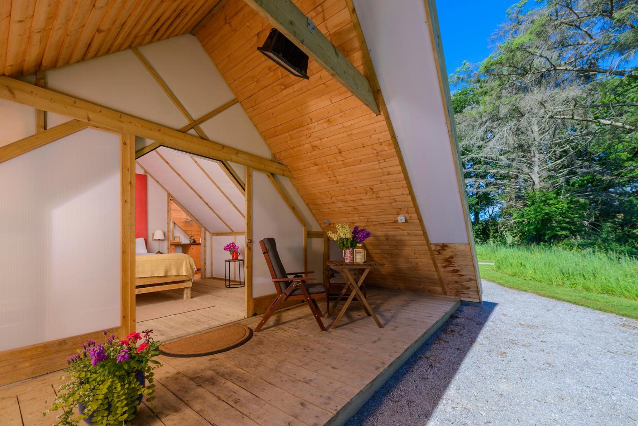 Killarney Glamping at the Grove, Suites and Lodges