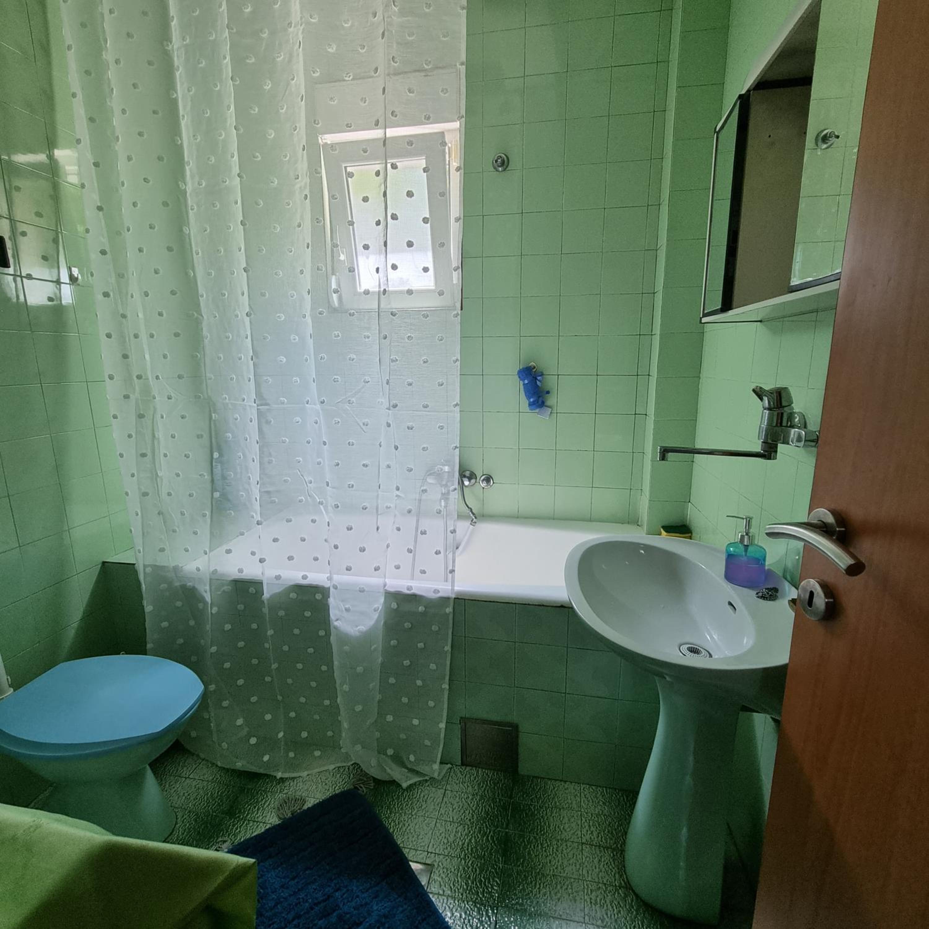 Apartment on the shore of the bay of Kotor with free Wi-Fi view 3