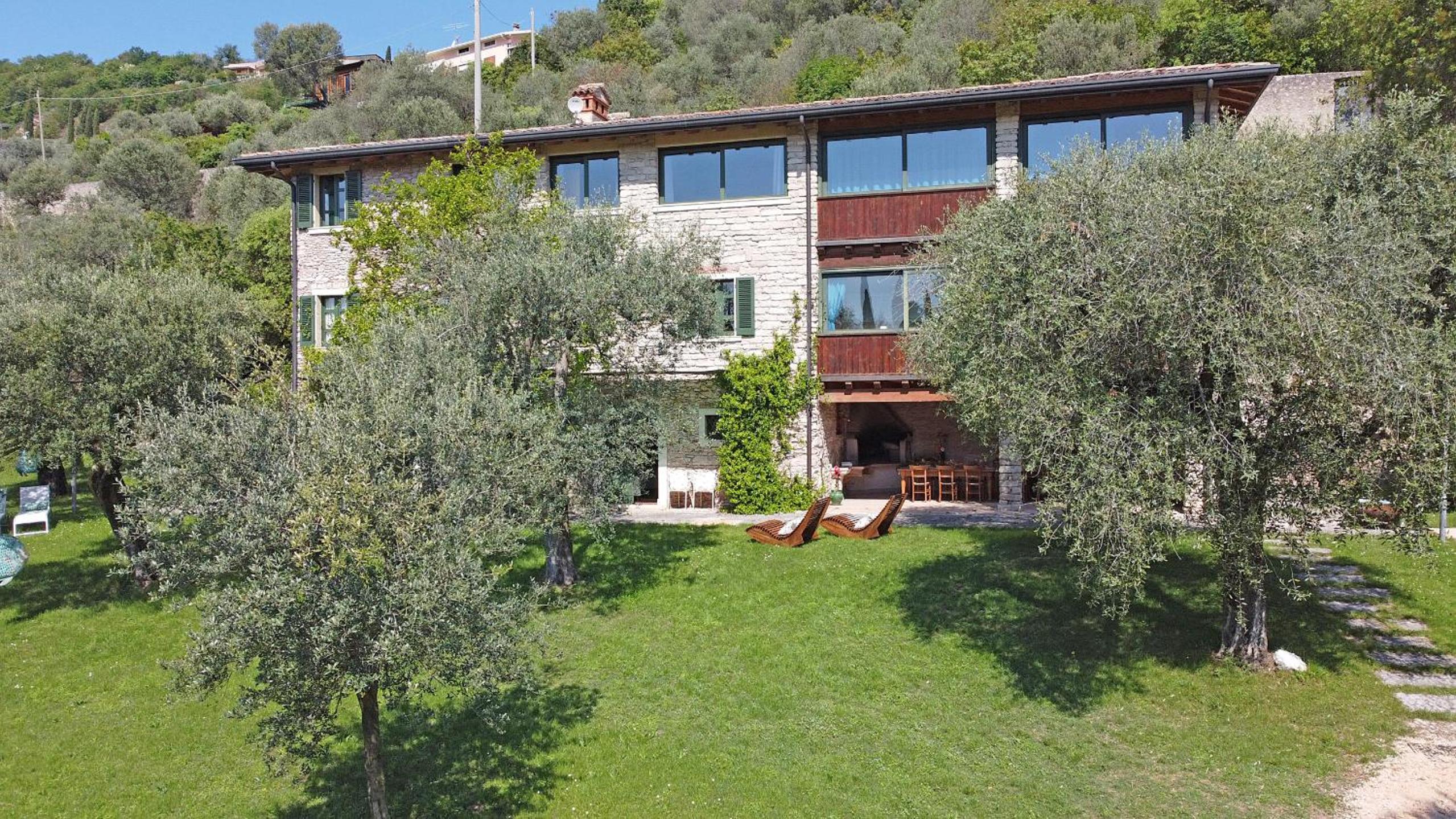 Sweet Gran Paradiso, amazing property shared pool and garden, ac view 3