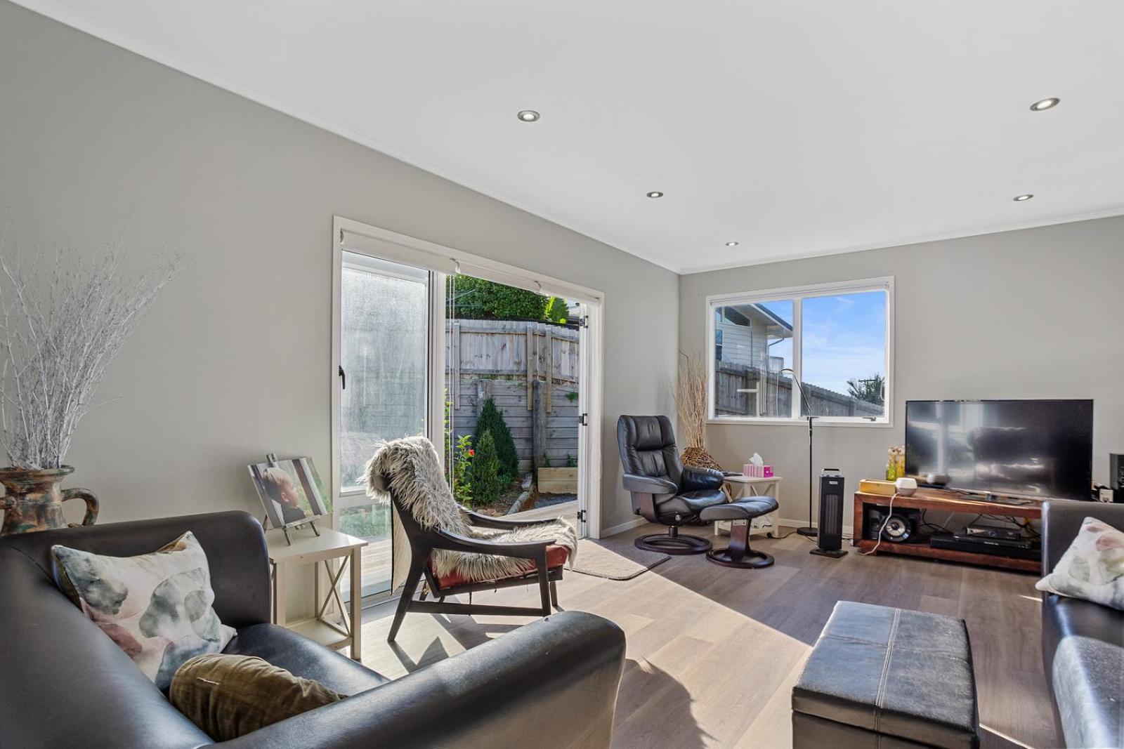 Nanny's Beach House - Waihi Beach Holiday Home view 2