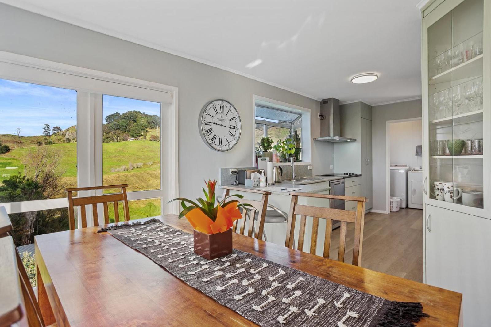 Nanny's Beach House - Waihi Beach Holiday Home view 4