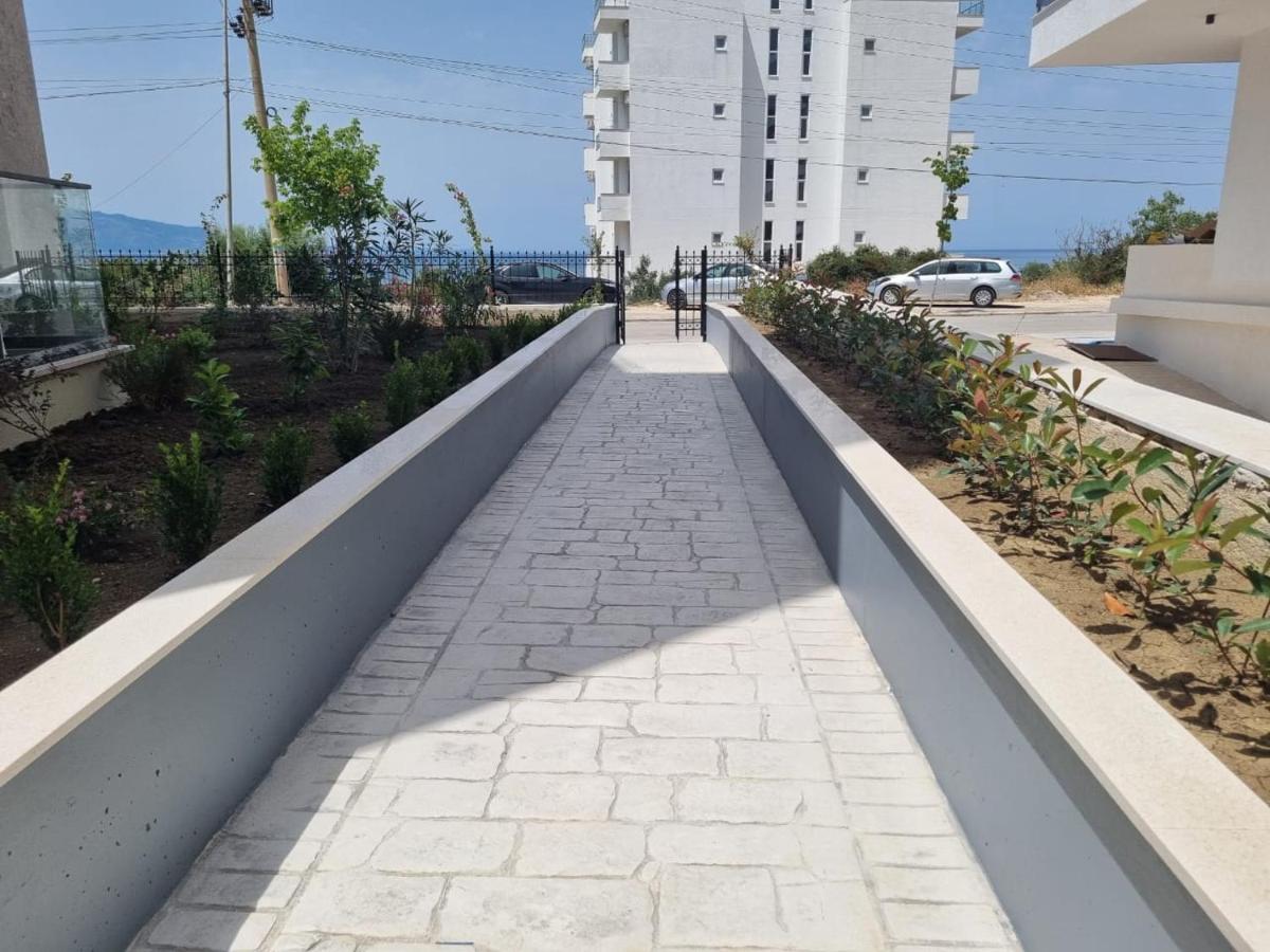 Garden Sea View Studio