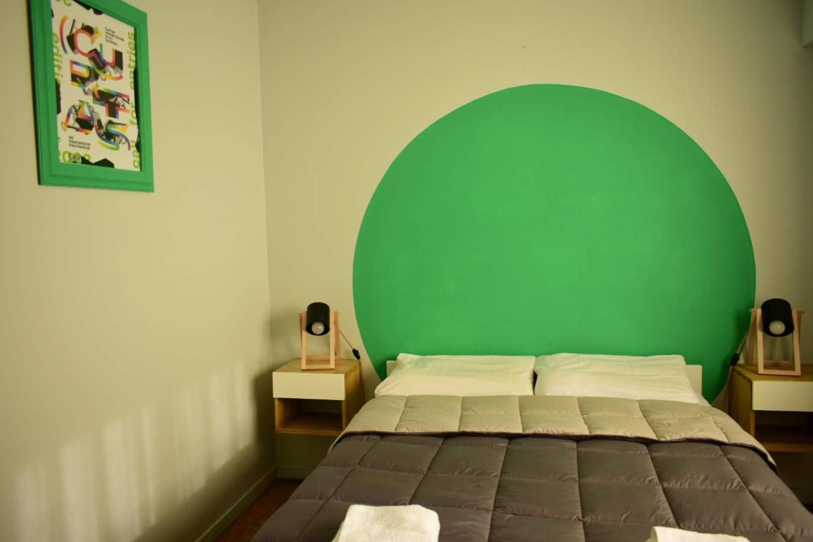 Cinerama Hostel