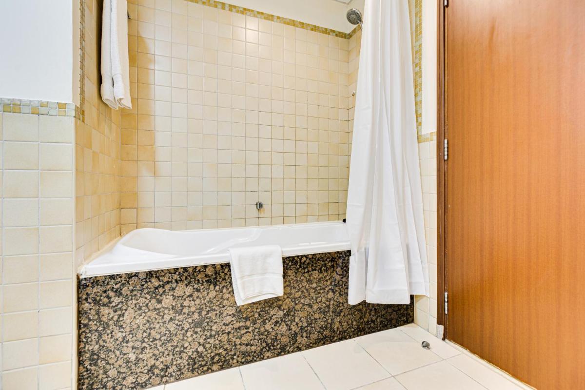 Wonderful apartment near The Beach Sadaf JBR
