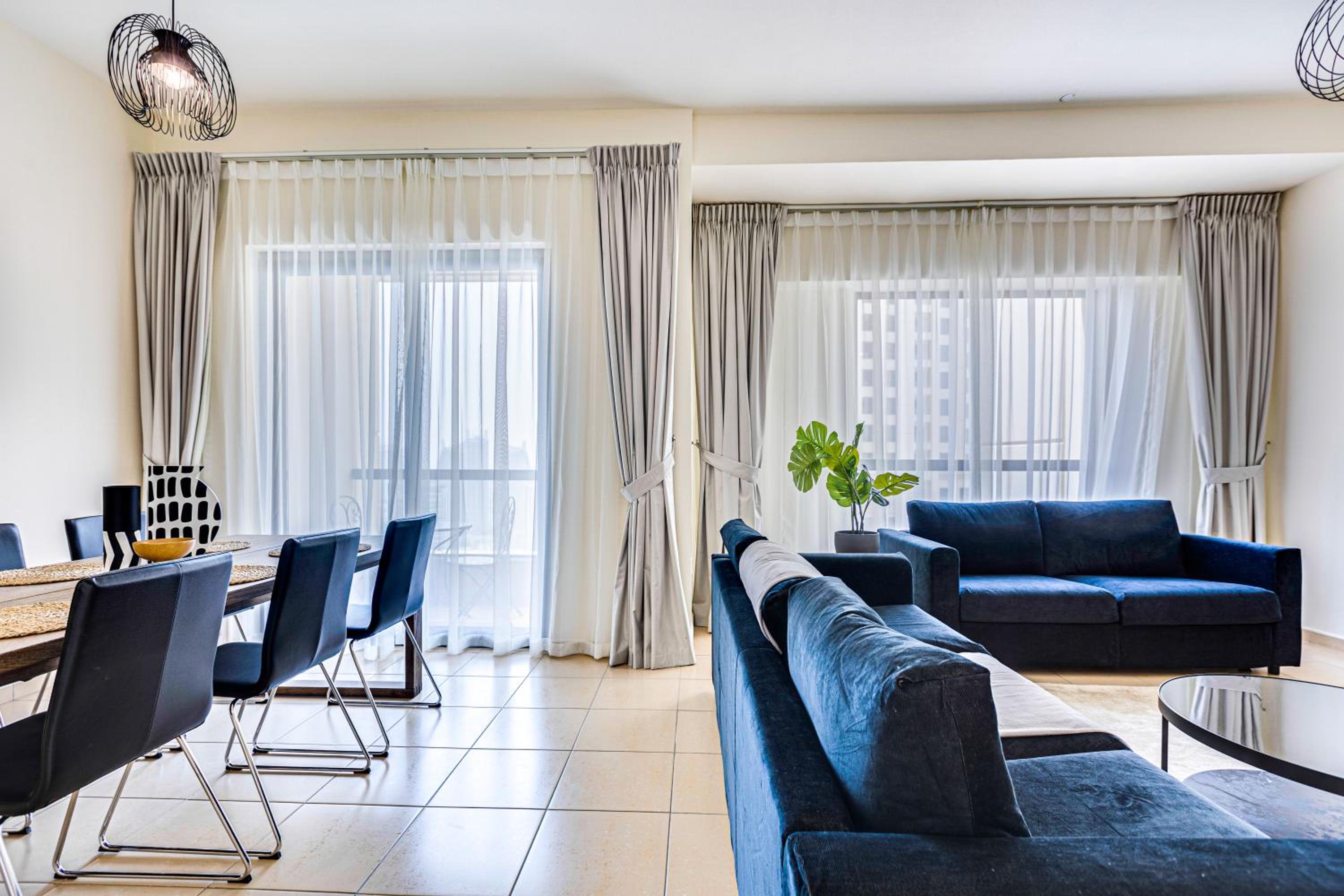 Wonderful apartment near The Beach Sadaf JBR