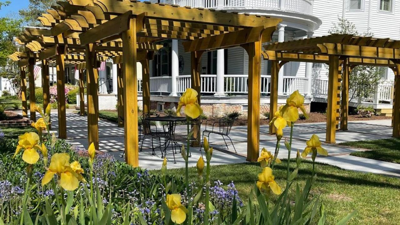 The Edenton Collection – Captain’s Quarters Inn view 2