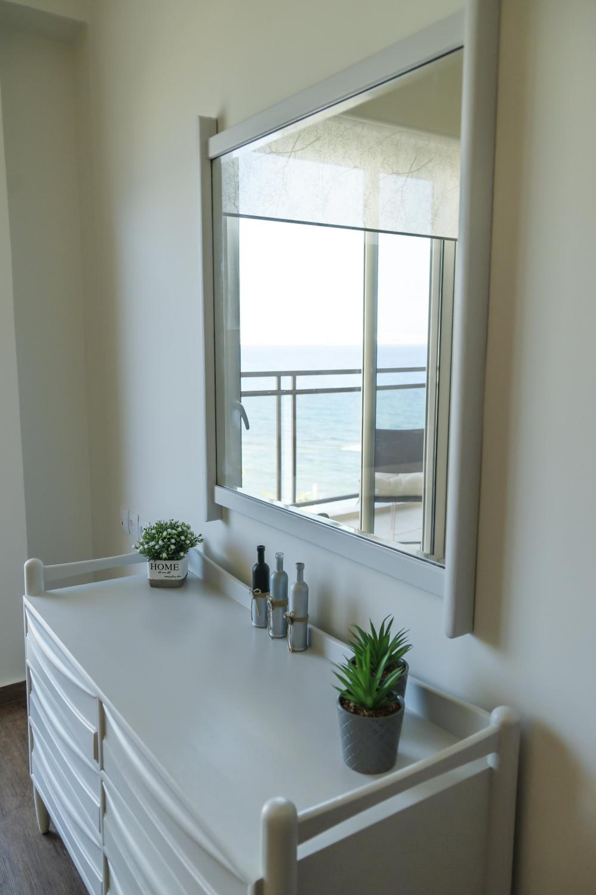 Blue Dreams - Spectacular Sea View Apartment in Athens