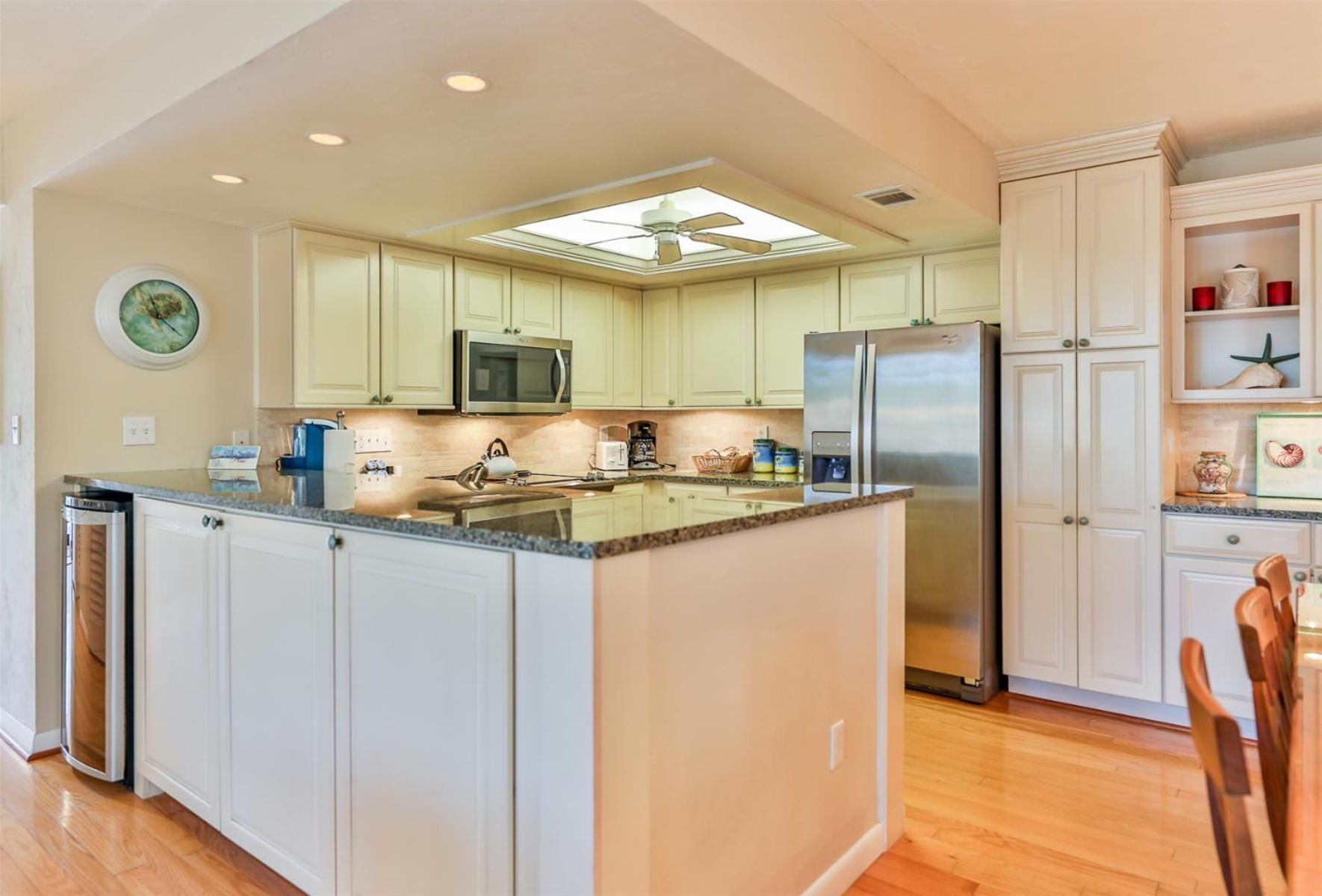 Compass Point 221