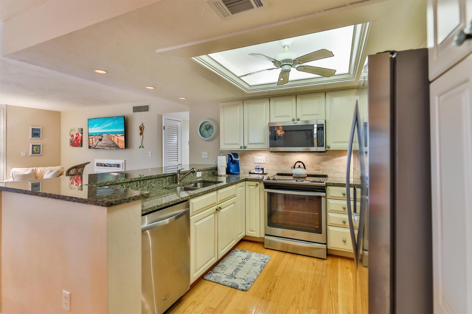 Compass Point 221