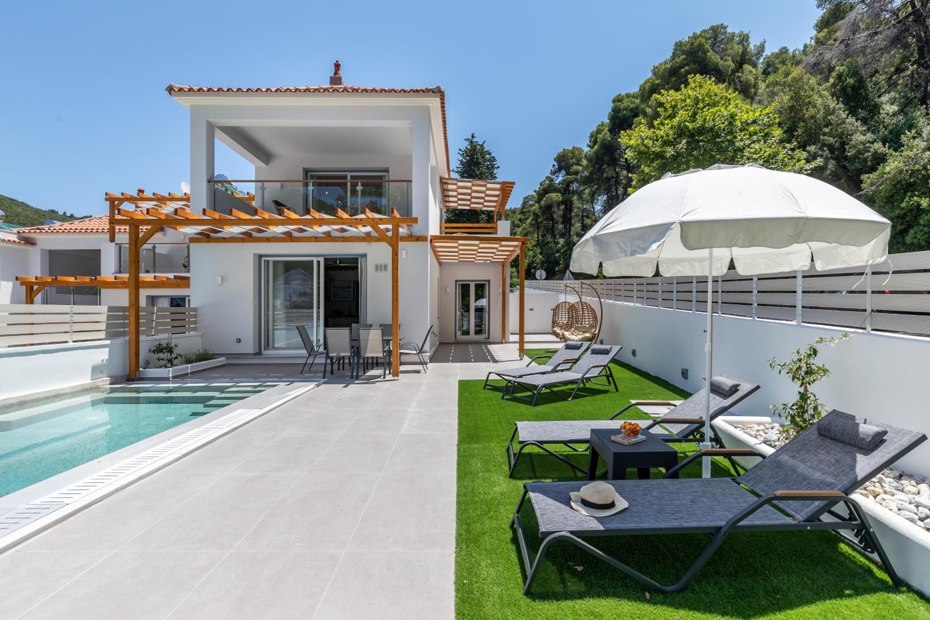 Hotel AGNONTAS LUXURY VILLAS - Image 1