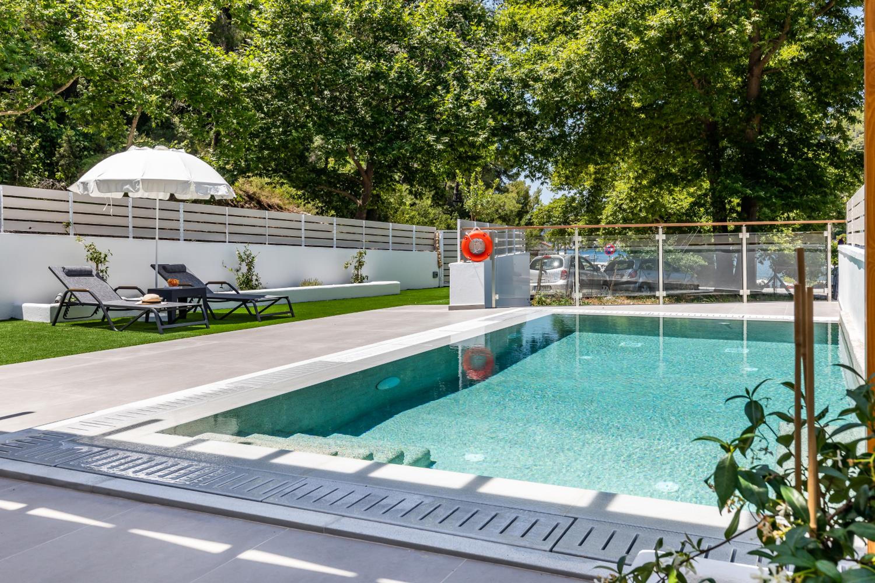 AGNONTAS LUXURY VILLAS