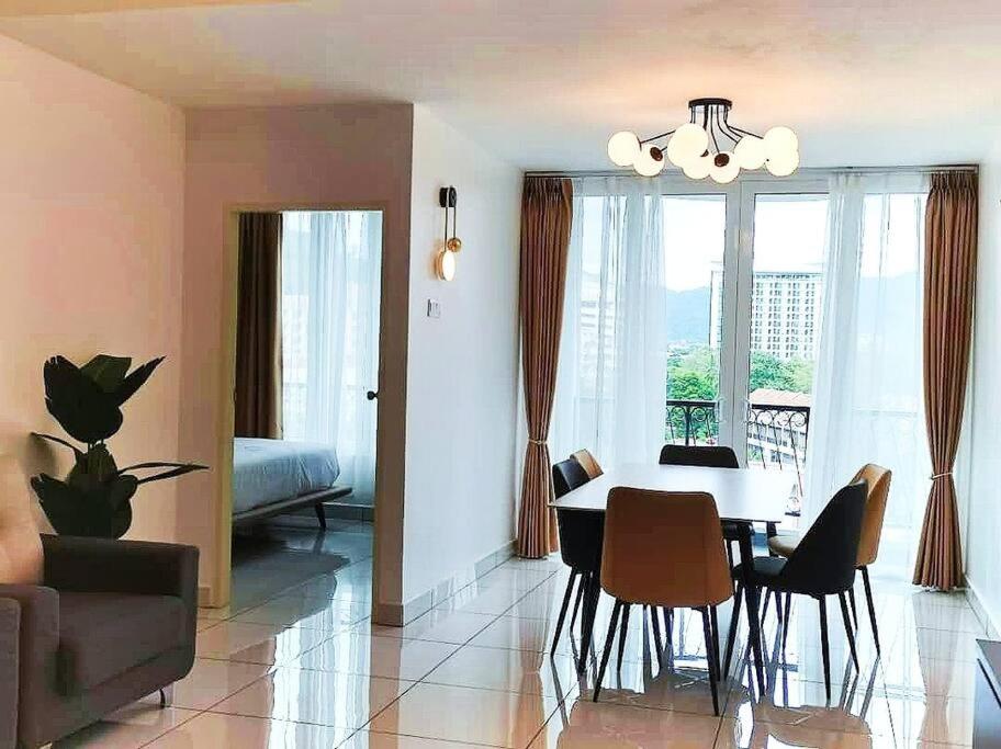THE SUNDAVILLE SUITE - EXQUISITE 3 BEDROOMS*8PAX* photo 4