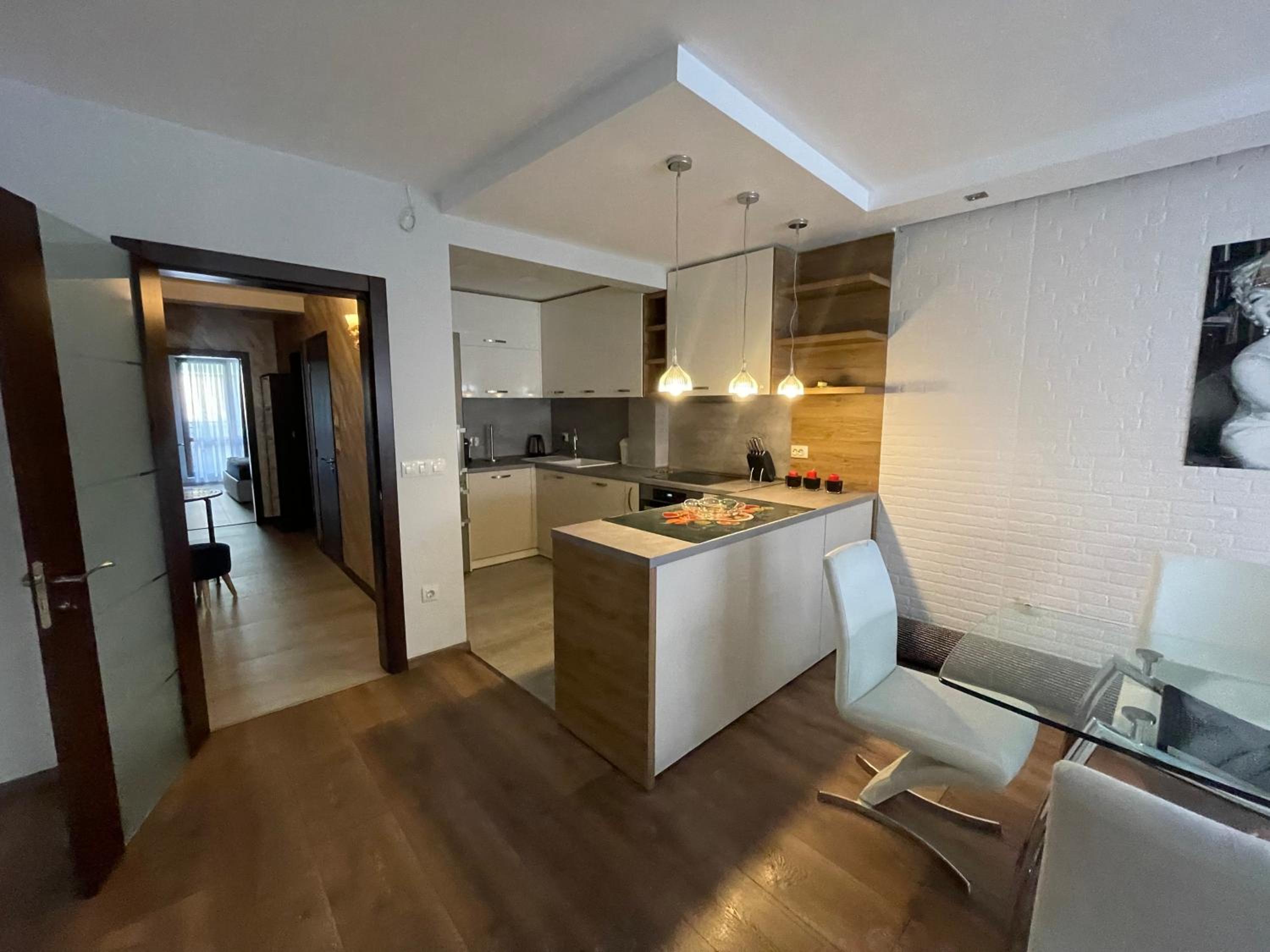 Luxury Apartments In Top City Center Varna 1