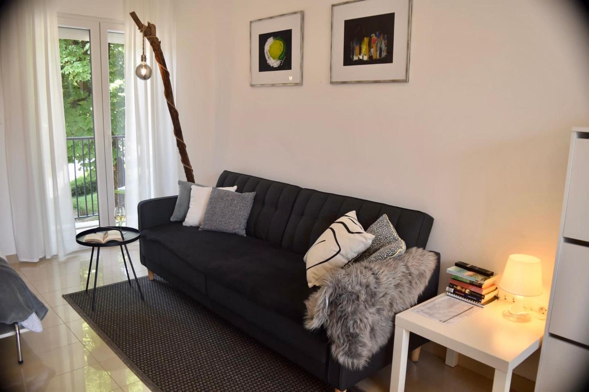 Studio apartment Stazion with free parking view 2
