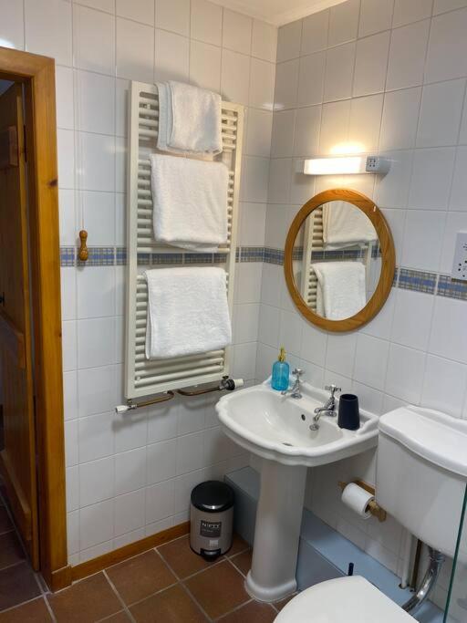 The Stables, charming converted, 2 bedroom Cottage, Melrose