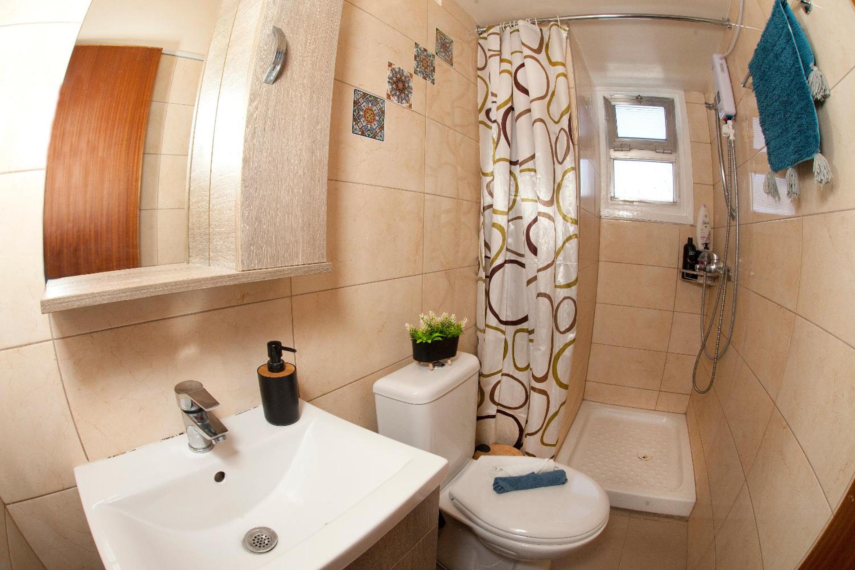 ARTEMIS 3, Beachfront Boutique Apartment
